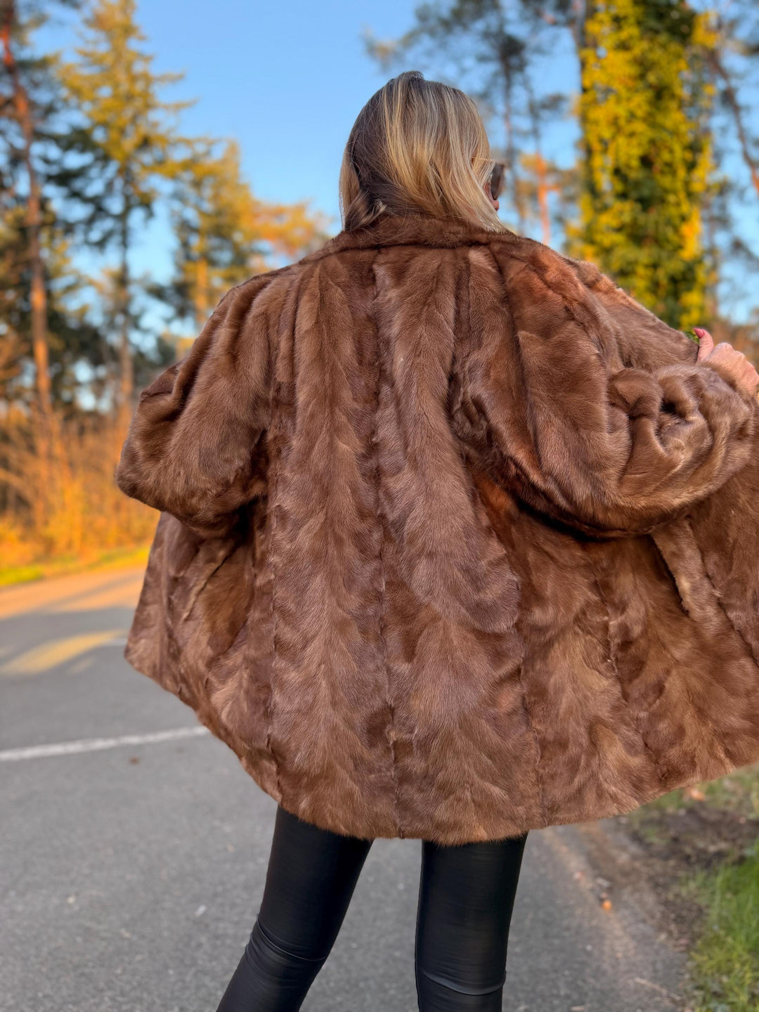 Pastel Mink Fur Jacket Made of Mink Fur Pieces, Large Size, Cream Brown Color, Unique Design Lining, Soft & Luxurious, Elegant Vintage Style