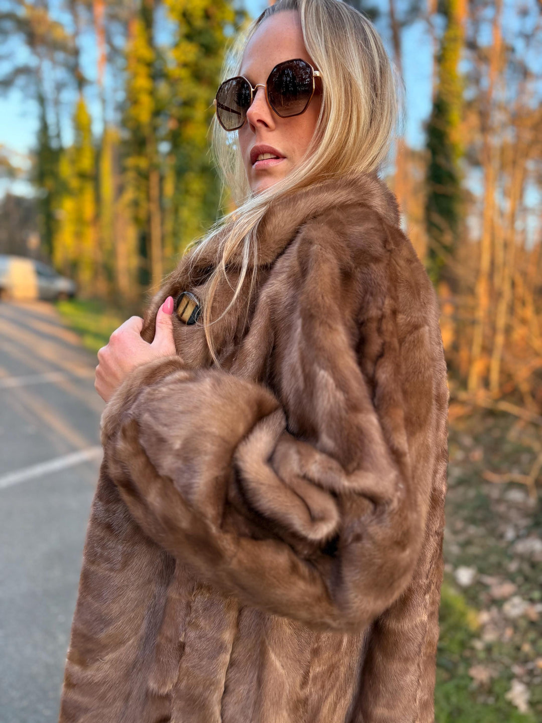 Pastel Mink Fur Jacket Made of Mink Fur Pieces, Large Size, Cream Brown Color, Unique Design Lining, Soft & Luxurious, Elegant Vintage Style