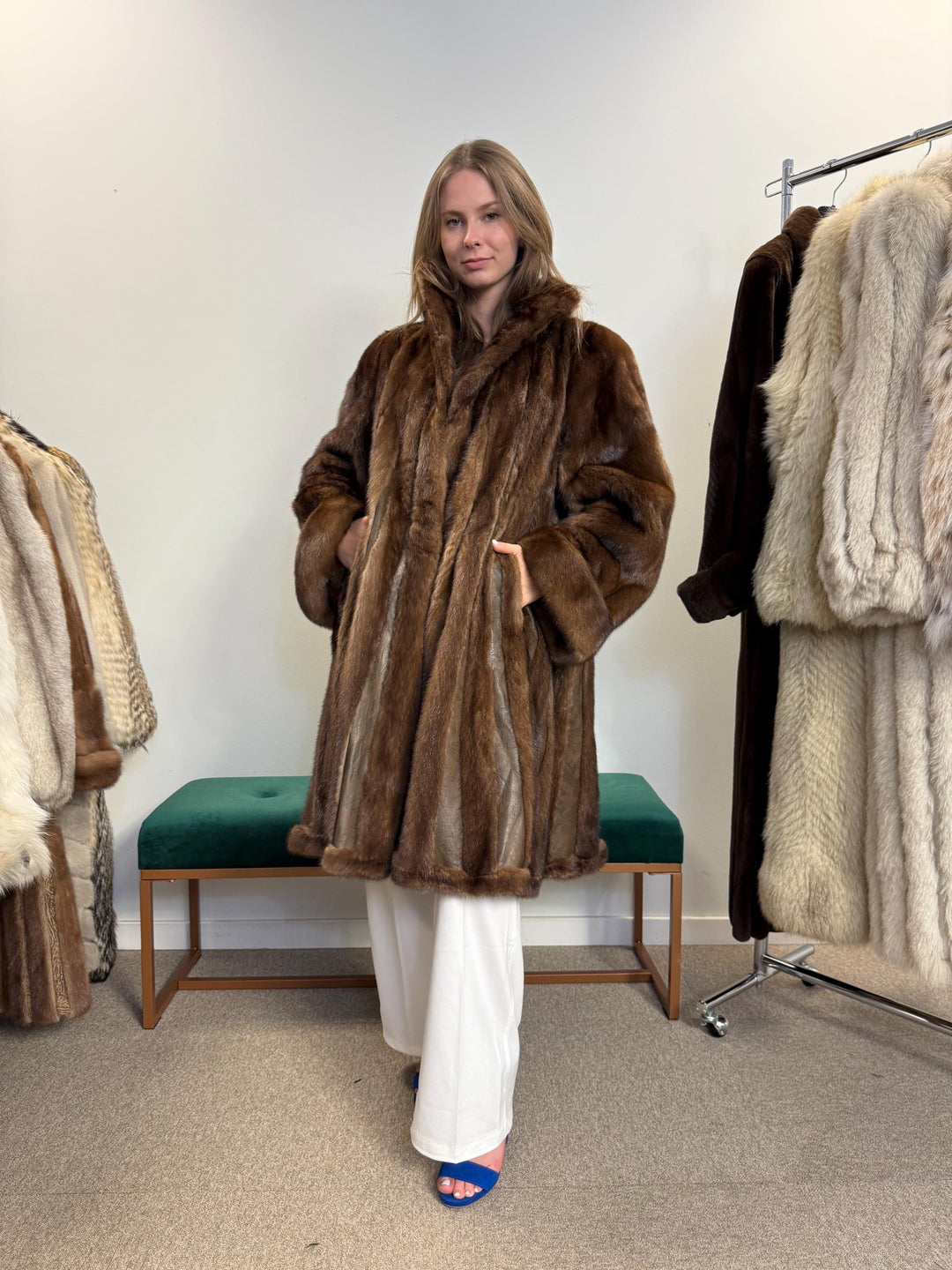 Swinger Mink Fur Coat, 4XL Size, Fur Coat, Real Fur Coat, Vintage Fur Coat, Women's Fur Coat, Brown Mink Fur Coat, Leather Fur Coat, Thick