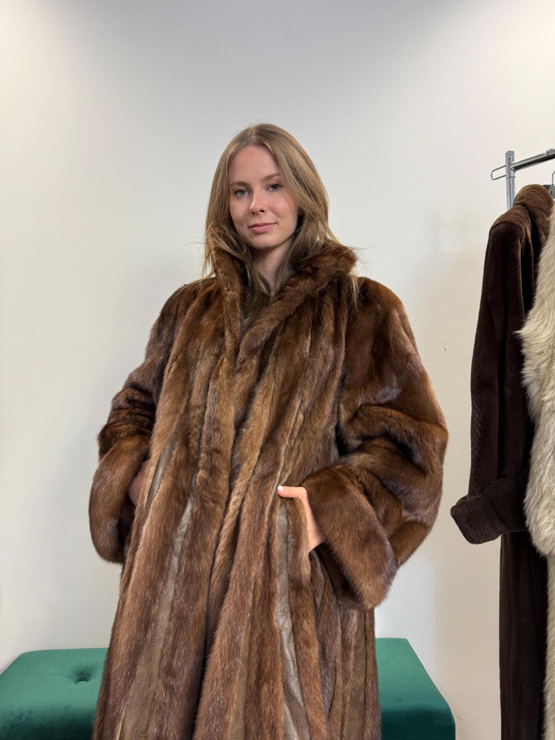 Swinger Mink Fur Coat, 4XL Size, Fur Coat, Real Fur Coat, Vintage Fur Coat, Women's Fur Coat, Brown Mink Fur Coat, Leather Fur Coat, Thick