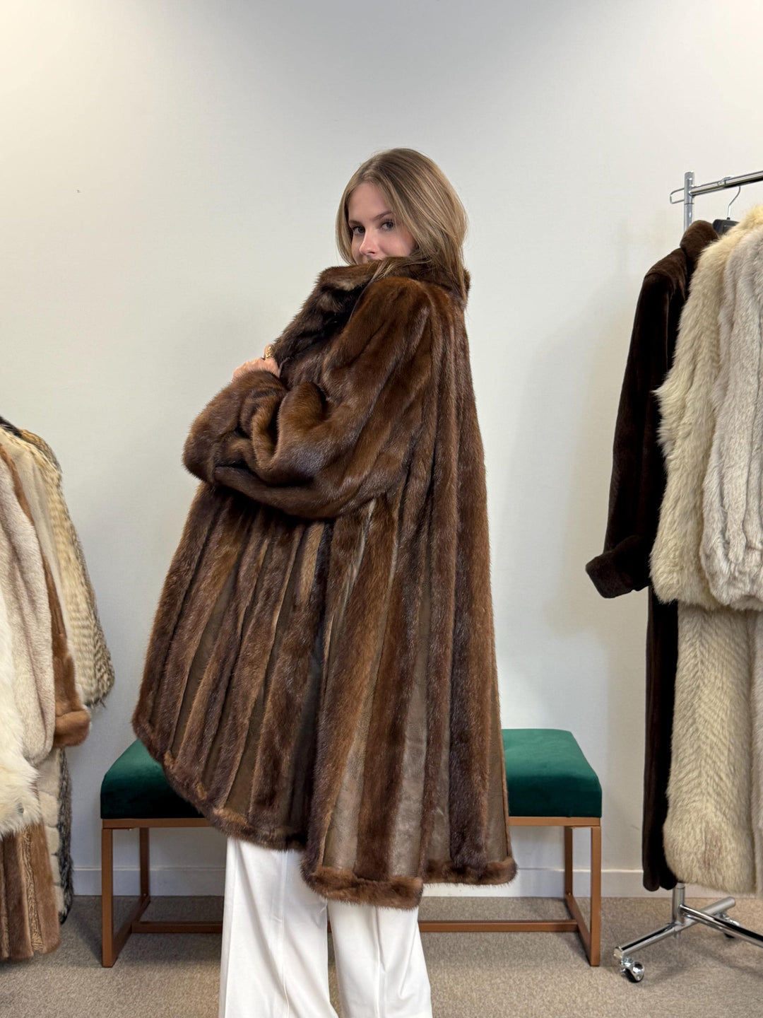 Swinger Mink Fur Coat, 4XL Size, Fur Coat, Real Fur Coat, Vintage Fur Coat, Women's Fur Coat, Brown Mink Fur Coat, Leather Fur Coat, Thick