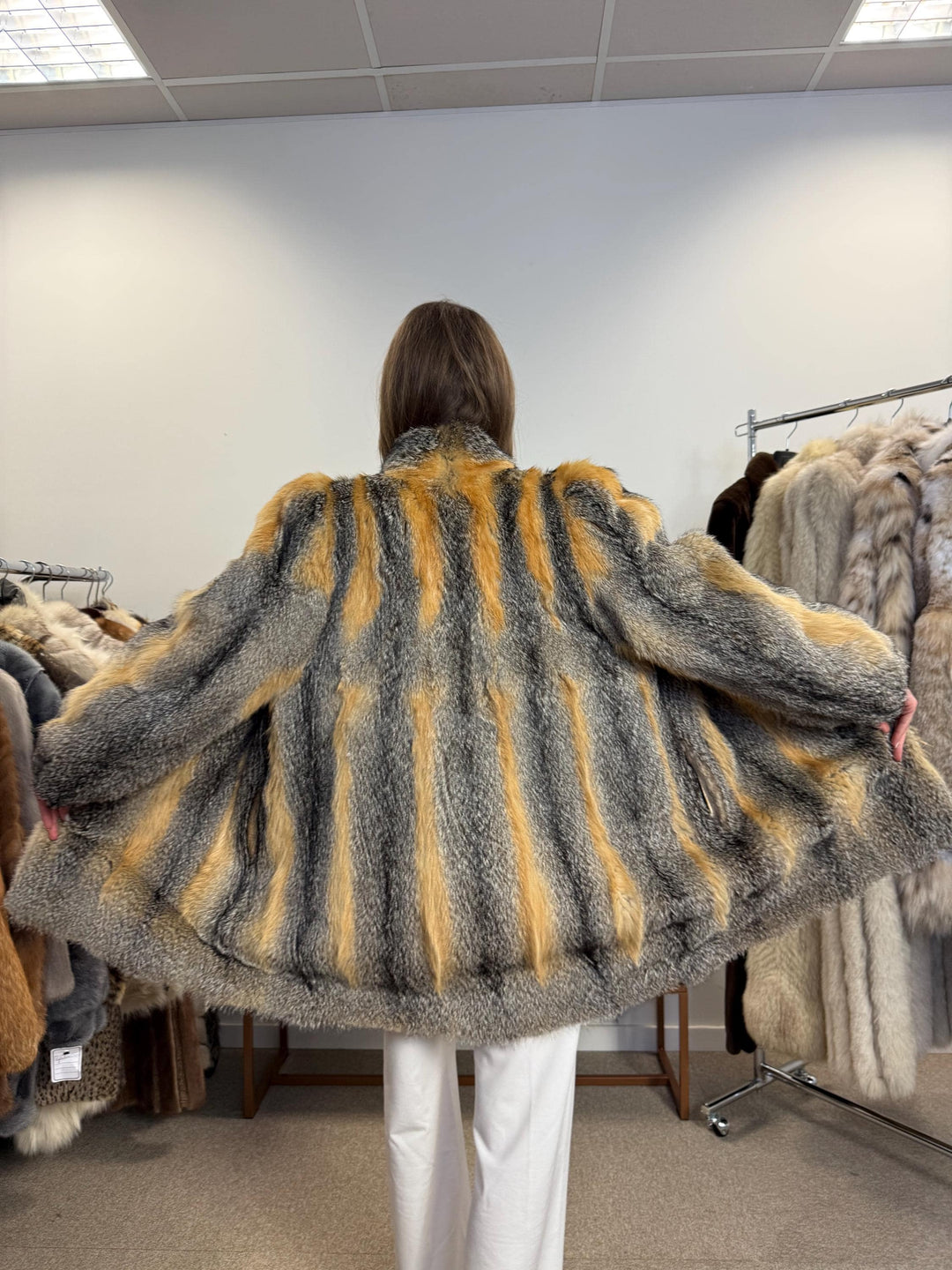 Grey Fox Fur Coat, L/XL Size, Women's Fur Coat, Real Fox Fur Coat, Vintage Fur Coat, Real Fur, Fur Coat, Grey Fox Fur, Nordic Fox, Real Fur