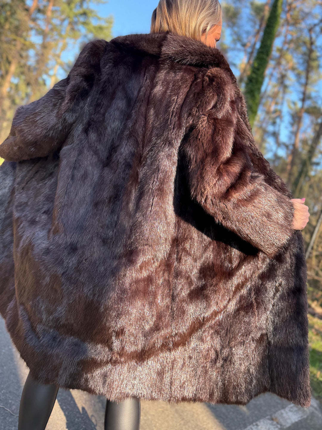 Beaver Fur Coat, Medium Size, Natural Brown Color with Shiny Finish, Thick and Luxurious Beaver Fur, Long Elegant Fur Coat, Real Beaver Fur