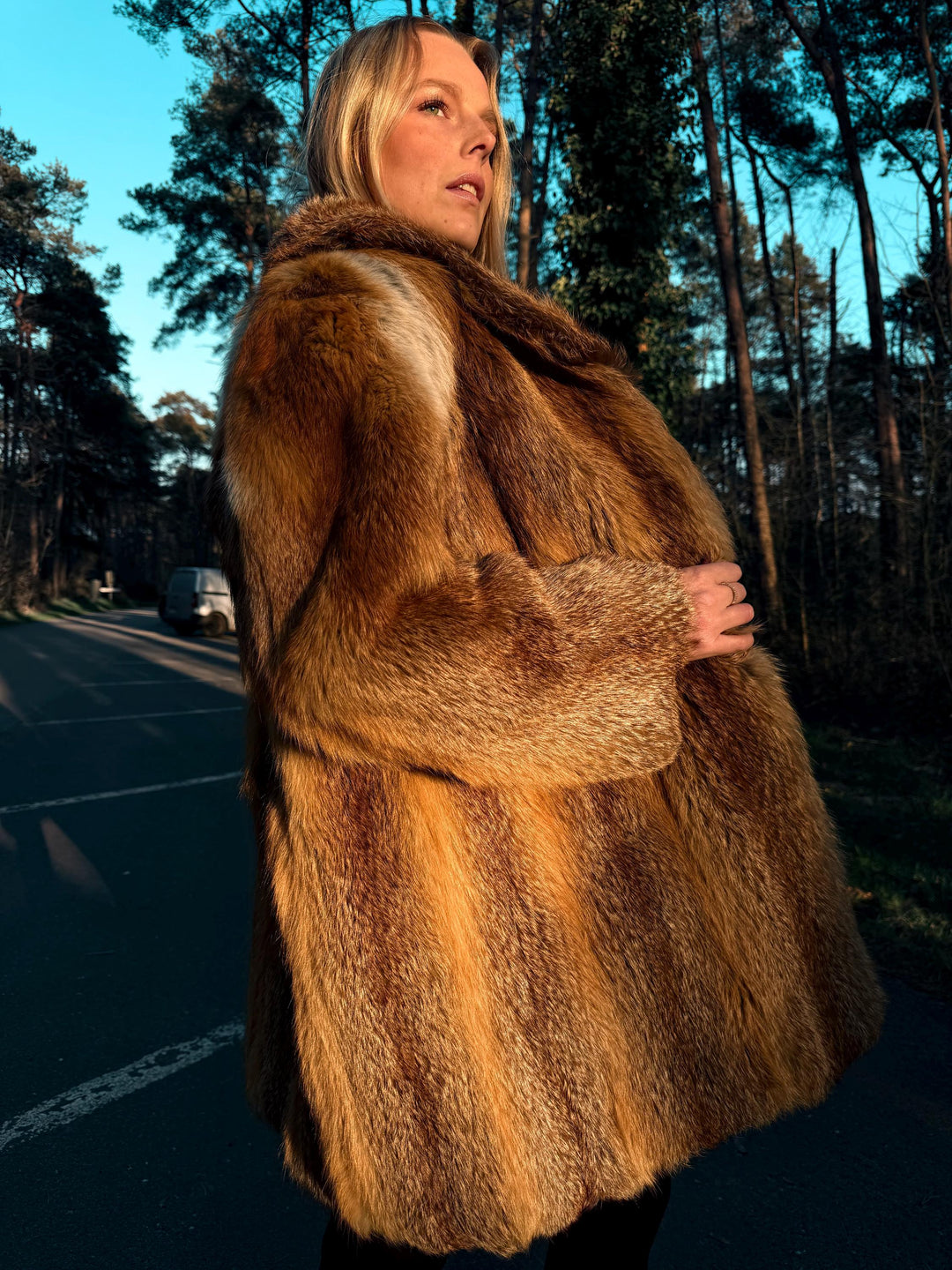 Red Fox Fur Coat with Brown Lining, Large Size, Real Fox Fur, Vintage Style, Luxury Women's Coat, Elegant Outerwear, Warm Red Fox Fur Coat
