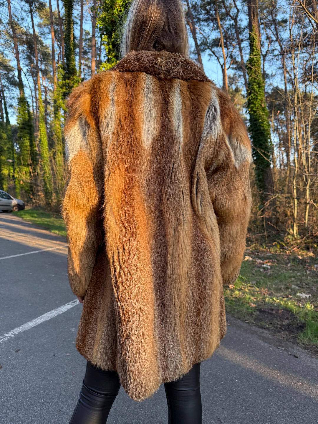 Red Fox Fur Coat with Brown Lining, Large Size, Real Fox Fur, Vintage Style, Luxury Women's Coat, Elegant Outerwear, Warm Red Fox Fur Coat
