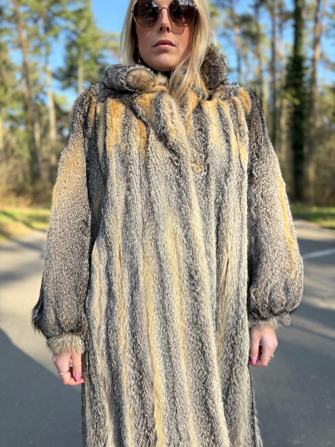 Long Swinger Grey Fox Fur Coat - XL Size, Premium Quality Fur Coat, Excellent Condition, Luxurious & Stylish Women's Fur Coat, Real Fox Fur
