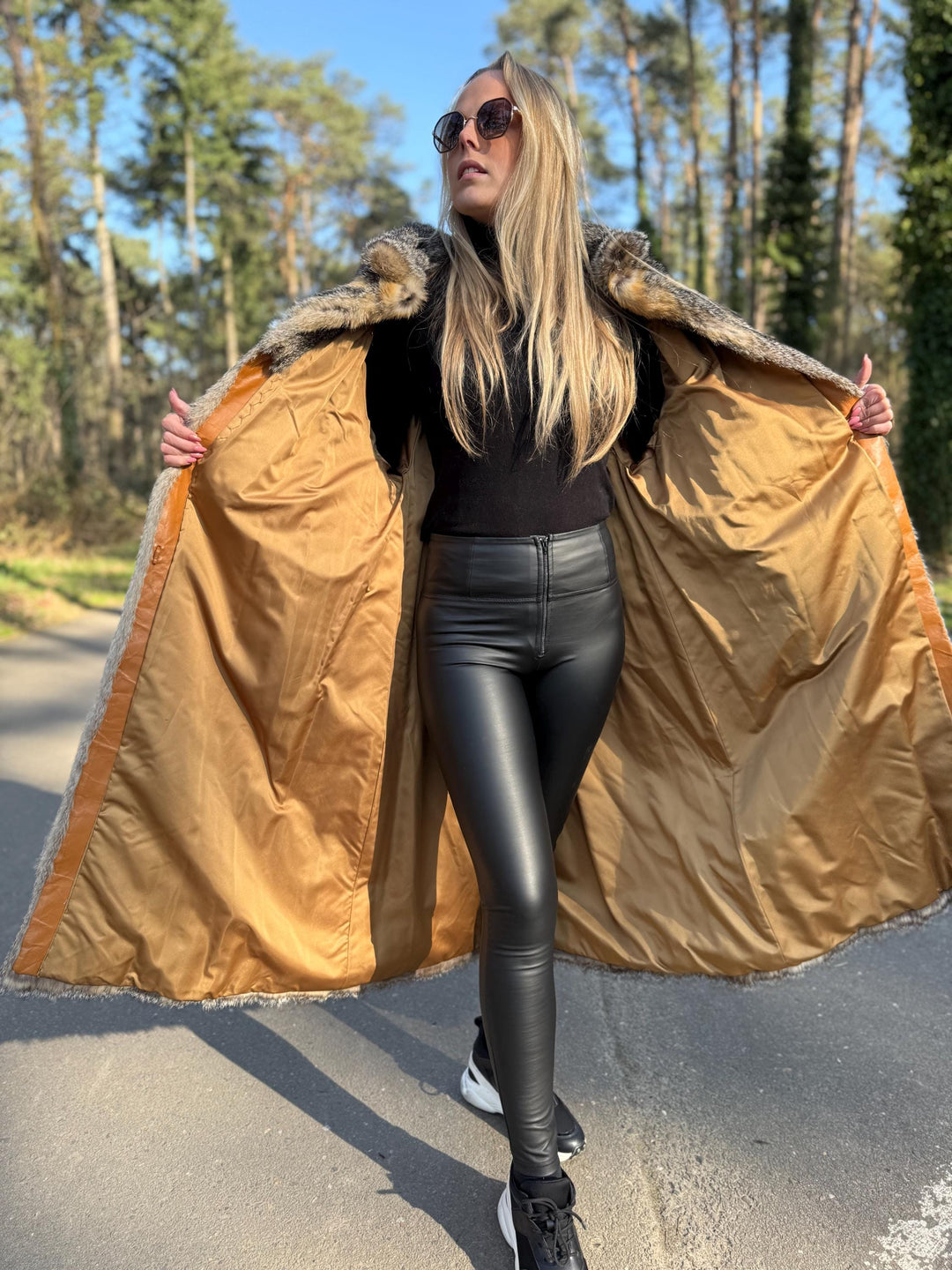 Long Swinger Grey Fox Fur Coat - XL Size, Premium Quality Fur Coat, Excellent Condition, Luxurious & Stylish Women's Fur Coat, Real Fox Fur