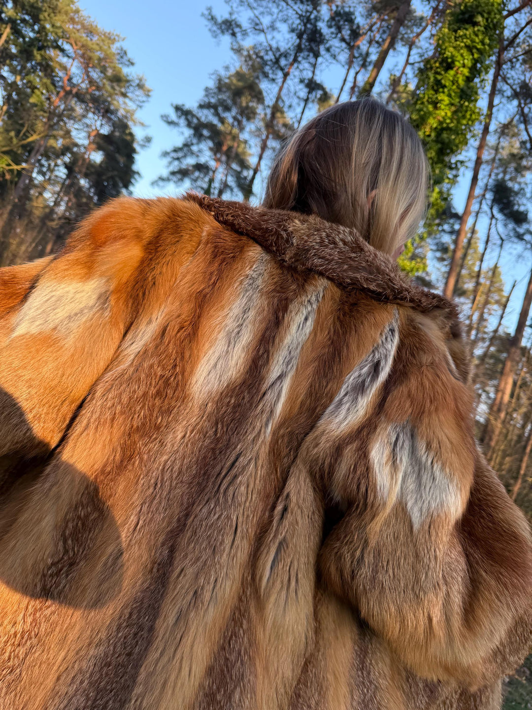 Red Fox Fur Coat with Brown Lining, Large Size, Real Fox Fur, Vintage Style, Luxury Women's Coat, Elegant Outerwear, Warm Red Fox Fur Coat