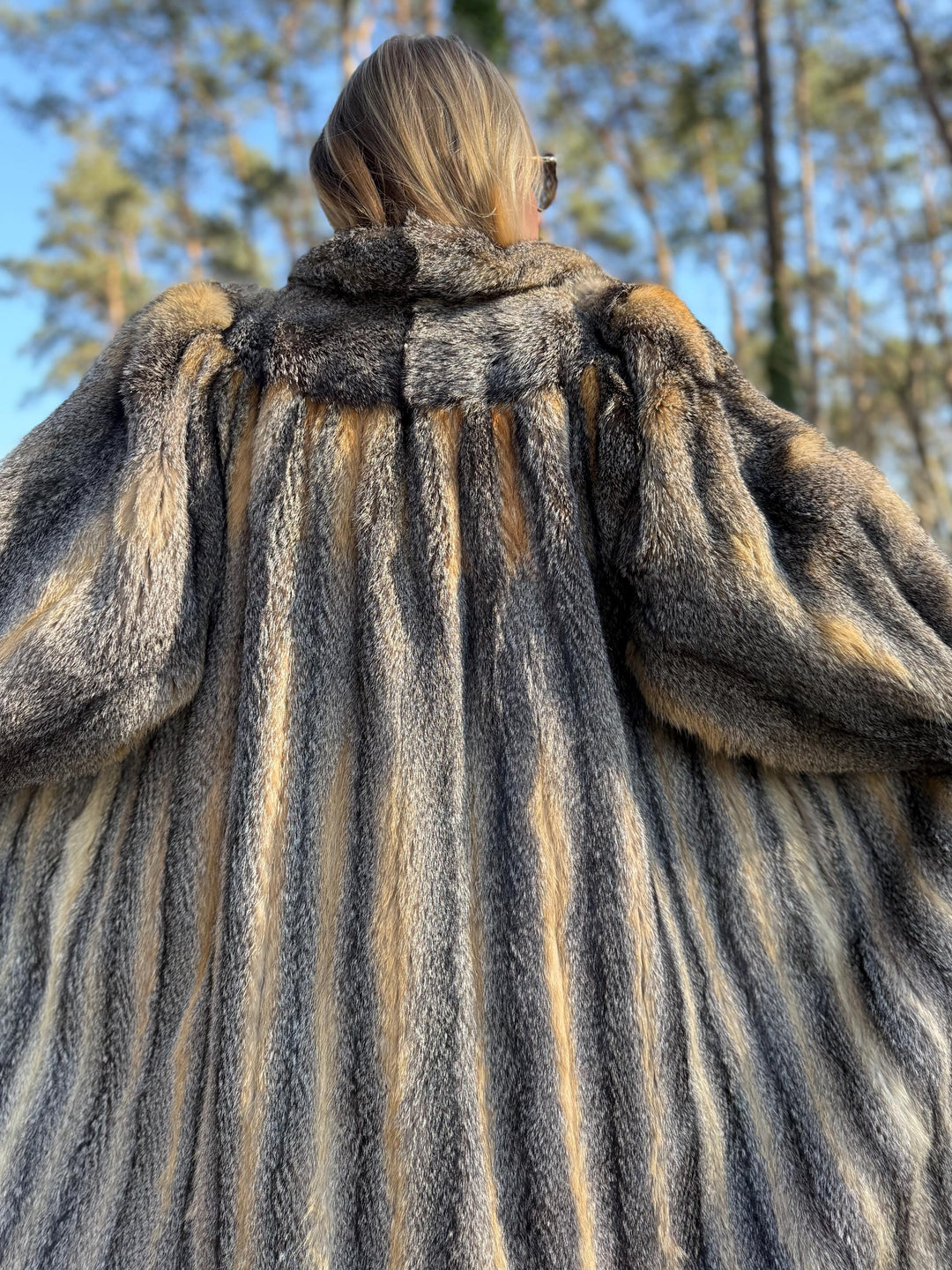 Long Swinger Grey Fox Fur Coat - XL Size, Premium Quality Fur Coat, Excellent Condition, Luxurious & Stylish Women's Fur Coat, Real Fox Fur