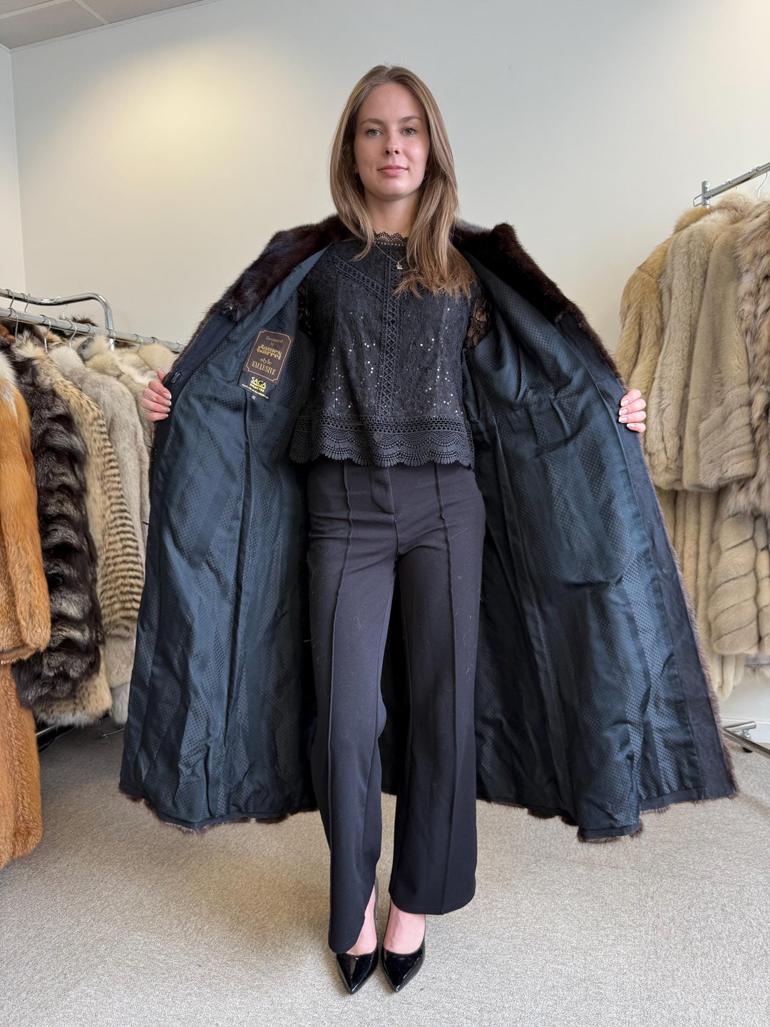 Brown Saga Mink Coat, Medium Size, Mink Coat Women, Real Mink Fur, Fur Coat, Real Fur Coat, Vintage Fur Coat, Brown Mink Fur, Mink Fur Coat