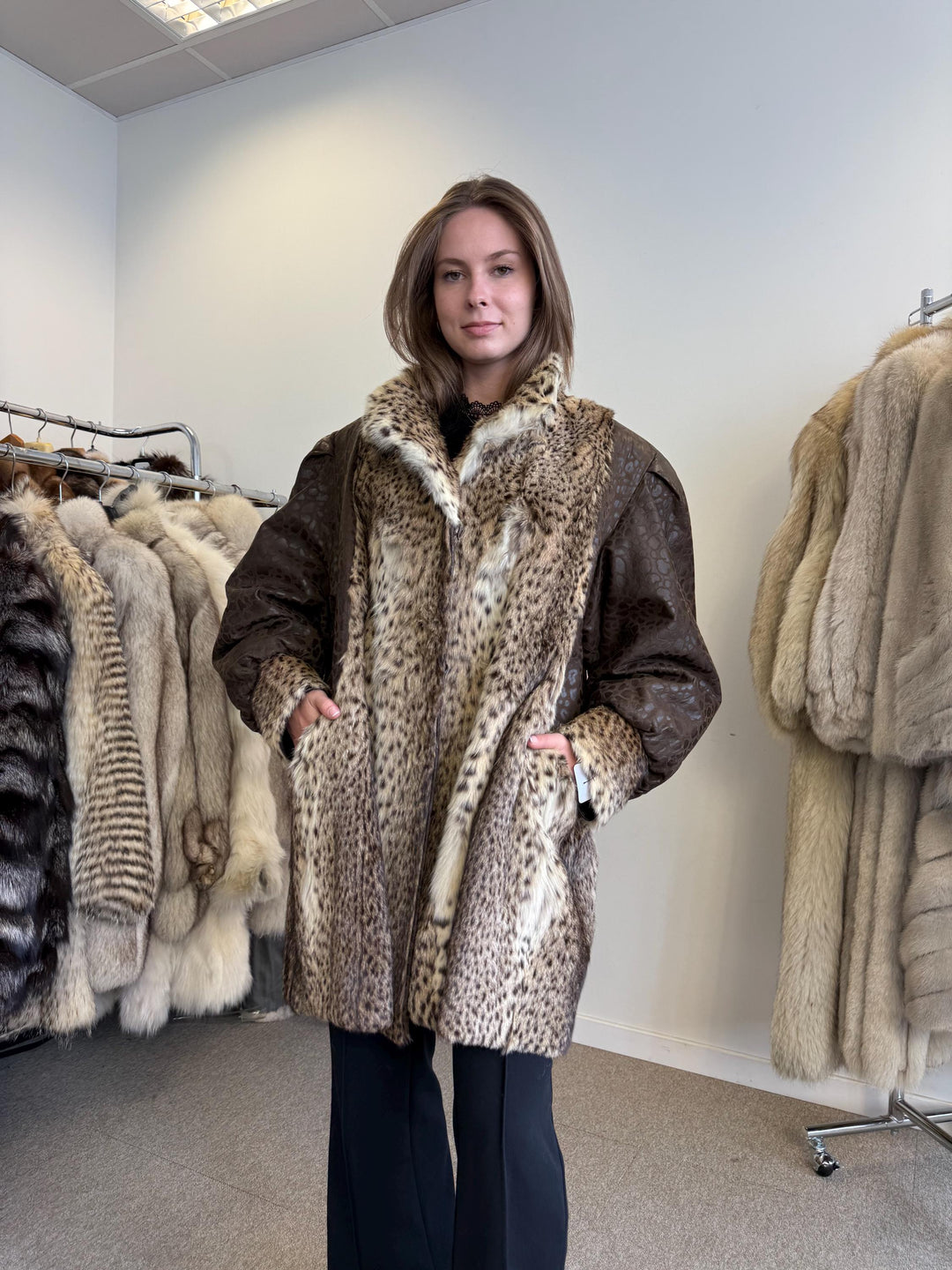 Lynx Leather Fur Jacket, 3XL Size, Lynx Coat, Fur Coat, Women's Fur Coat, Vintage Fur Jacket, Real Lynx Jacket, Lynx Fur, Oversize Fur Coat