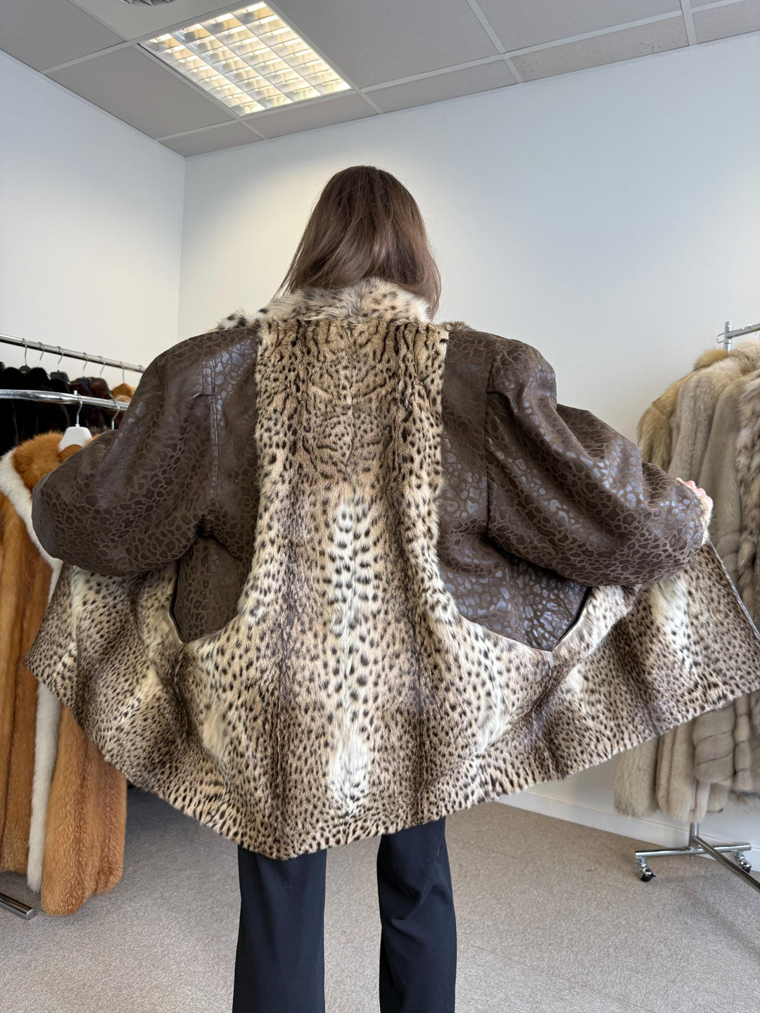 Lynx Leather Fur Jacket, 3XL Size, Lynx Coat, Fur Coat, Women's Fur Coat, Vintage Fur Jacket, Real Lynx Jacket, Lynx Fur, Oversize Fur Coat