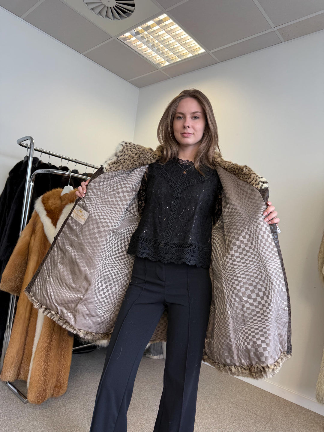 Lynx Leather Fur Jacket, 3XL Size, Lynx Coat, Fur Coat, Women's Fur Coat, Vintage Fur Jacket, Real Lynx Jacket, Lynx Fur, Oversize Fur Coat