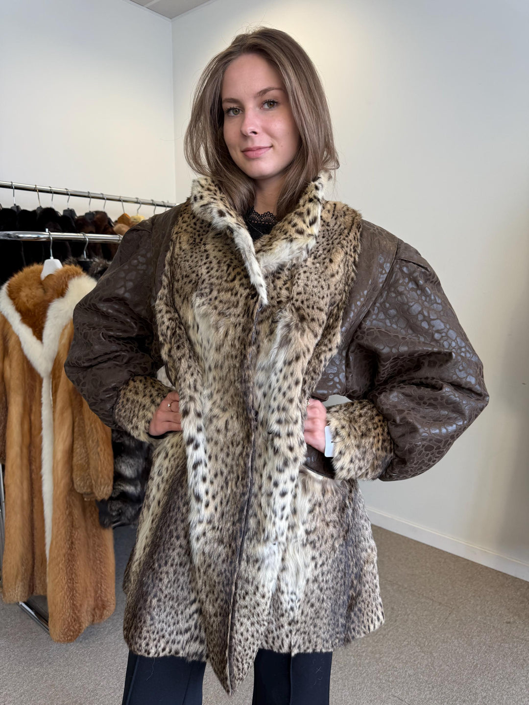 Lynx Leather Fur Jacket, 3XL Size, Lynx Coat, Fur Coat, Women's Fur Coat, Vintage Fur Jacket, Real Lynx Jacket, Lynx Fur, Oversize Fur Coat