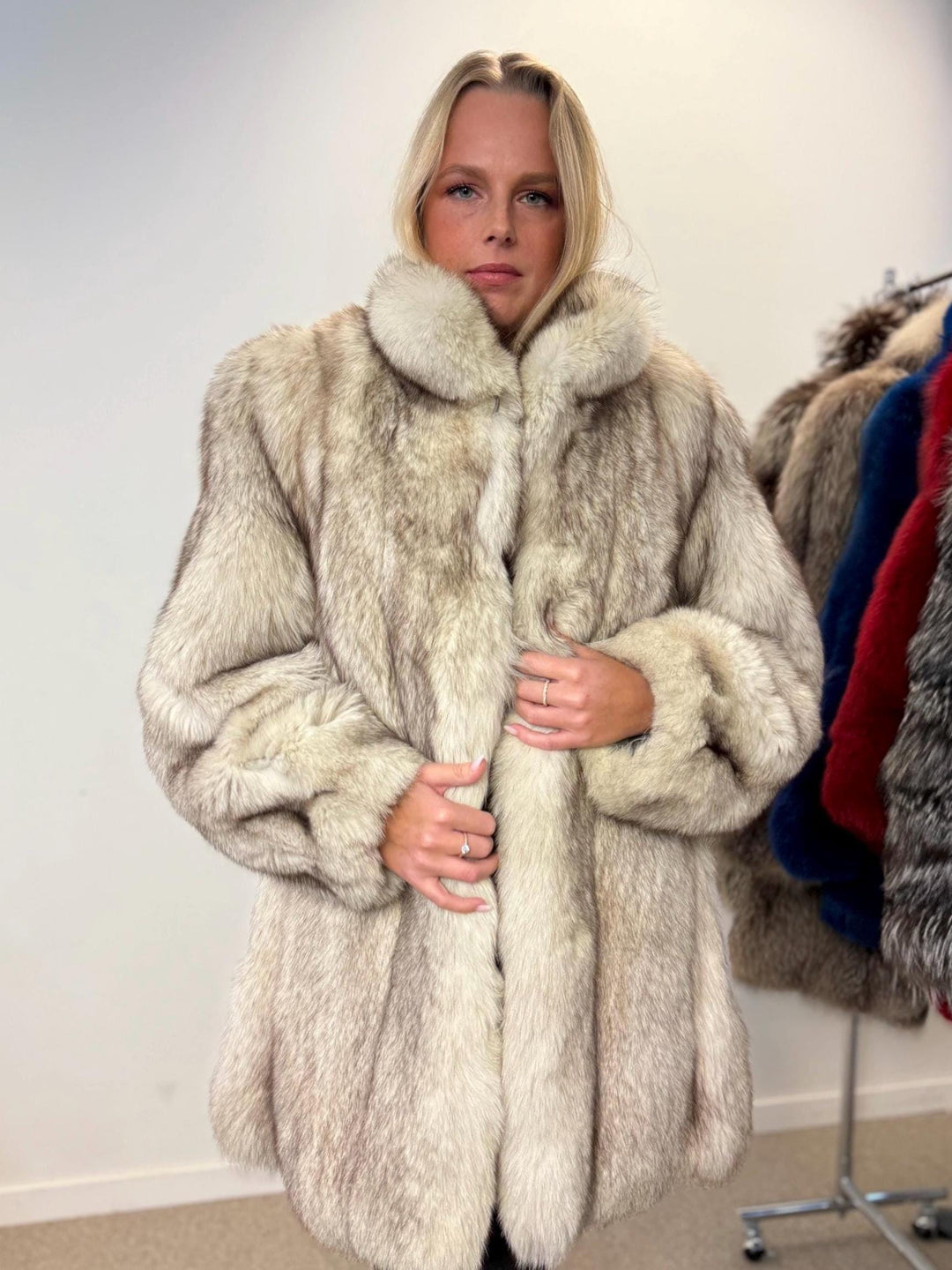 Nordic fox fur coat,  fox fur coat, real fur coat, real fox fur coat, fox coat women, large white nordic fox coat