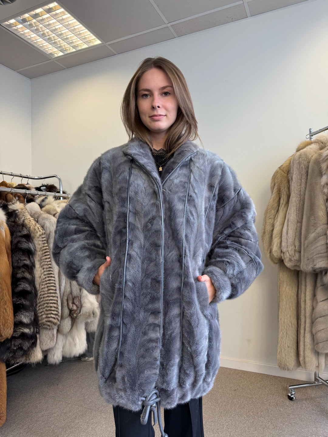 Mink Fur Jacket, M/L Size, Real Mink Fur, Vintage Fur Jacket, Real Fur Coat, Dyed Blue Mink, Wide Fur Jacket, Real Fur Jacket, Women's Coat