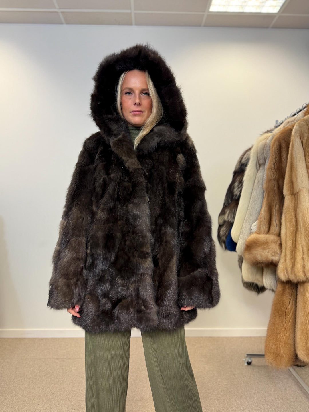Barguzinsky sable fur coat, large size, new fur coat, sable fur, real fur, excellent, high quality, luxury, russian sable