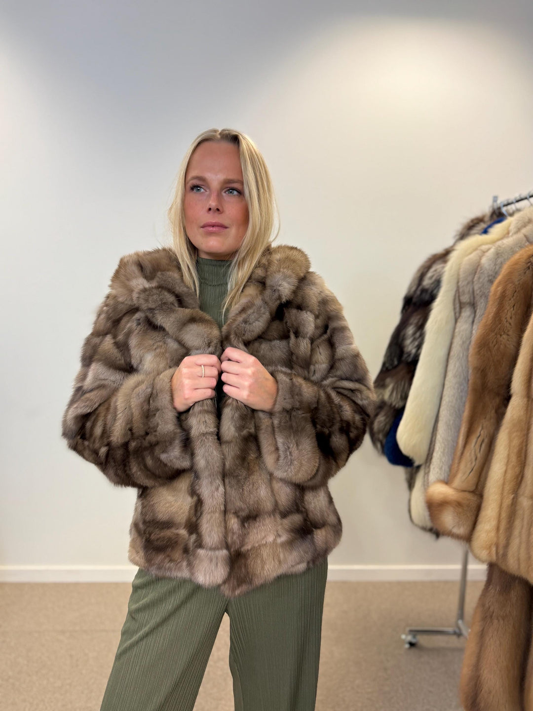 Sable fur jacket, medium sable jacket, real fur jacket,  m fur coat, real fur, fur jacket, fur coat, sable fur, new, m