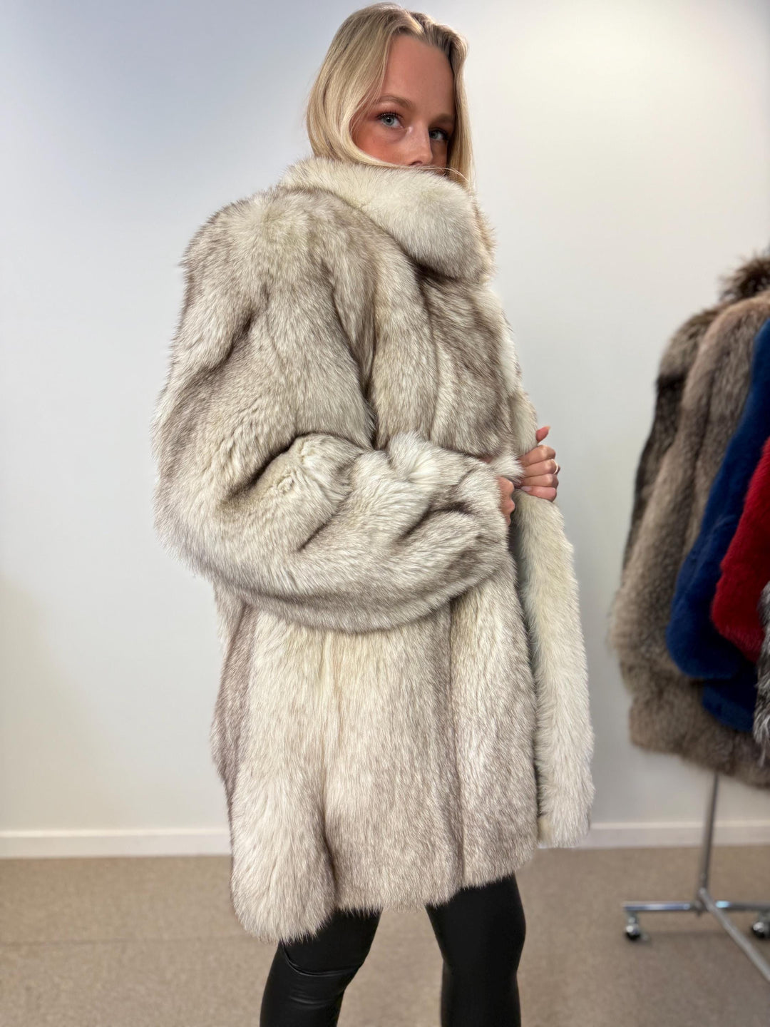 Nordic fox fur coat,  fox fur coat, real fur coat, real fox fur coat, fox coat women, large white nordic fox coat