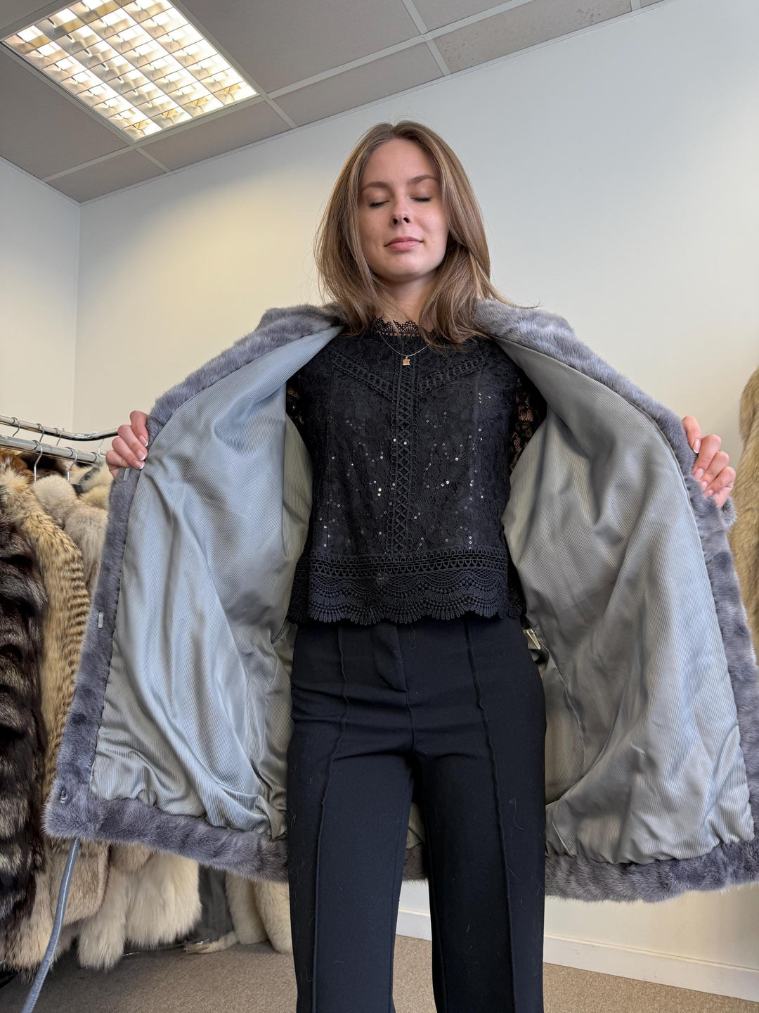 Mink Fur Jacket, M/L Size, Real Mink Fur, Vintage Fur Jacket, Real Fur Coat, Dyed Blue Mink, Wide Fur Jacket, Real Fur Jacket, Women's Coat