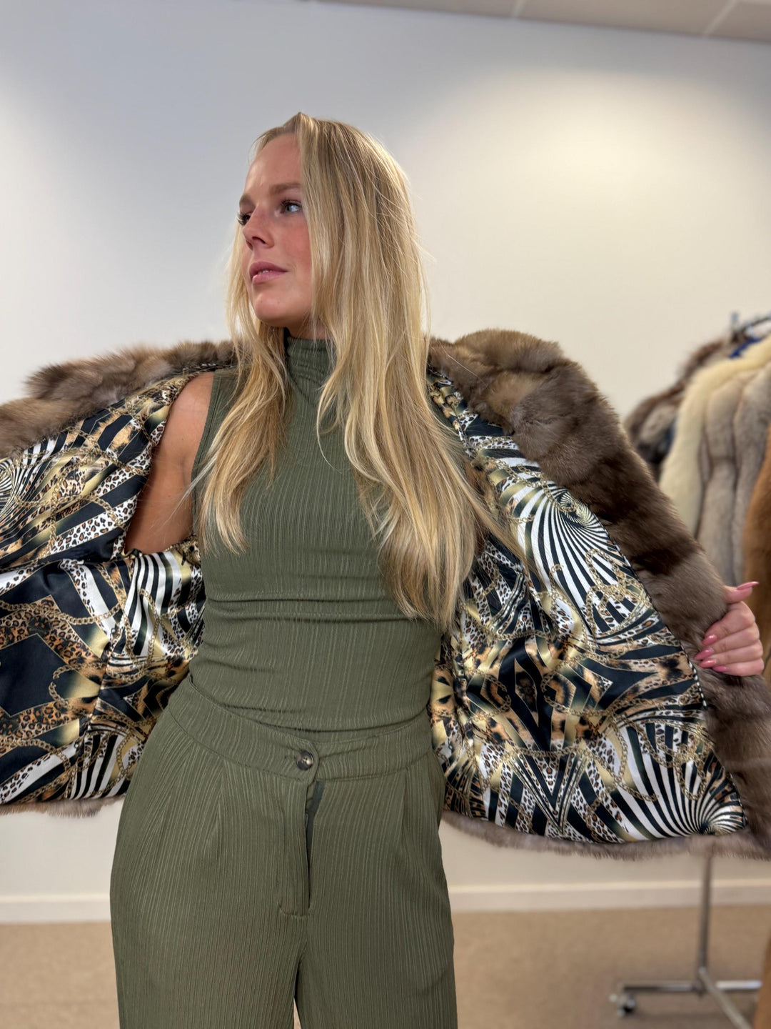 Sable fur jacket, medium sable jacket, real fur jacket,  m fur coat, real fur, fur jacket, fur coat, sable fur, new, m