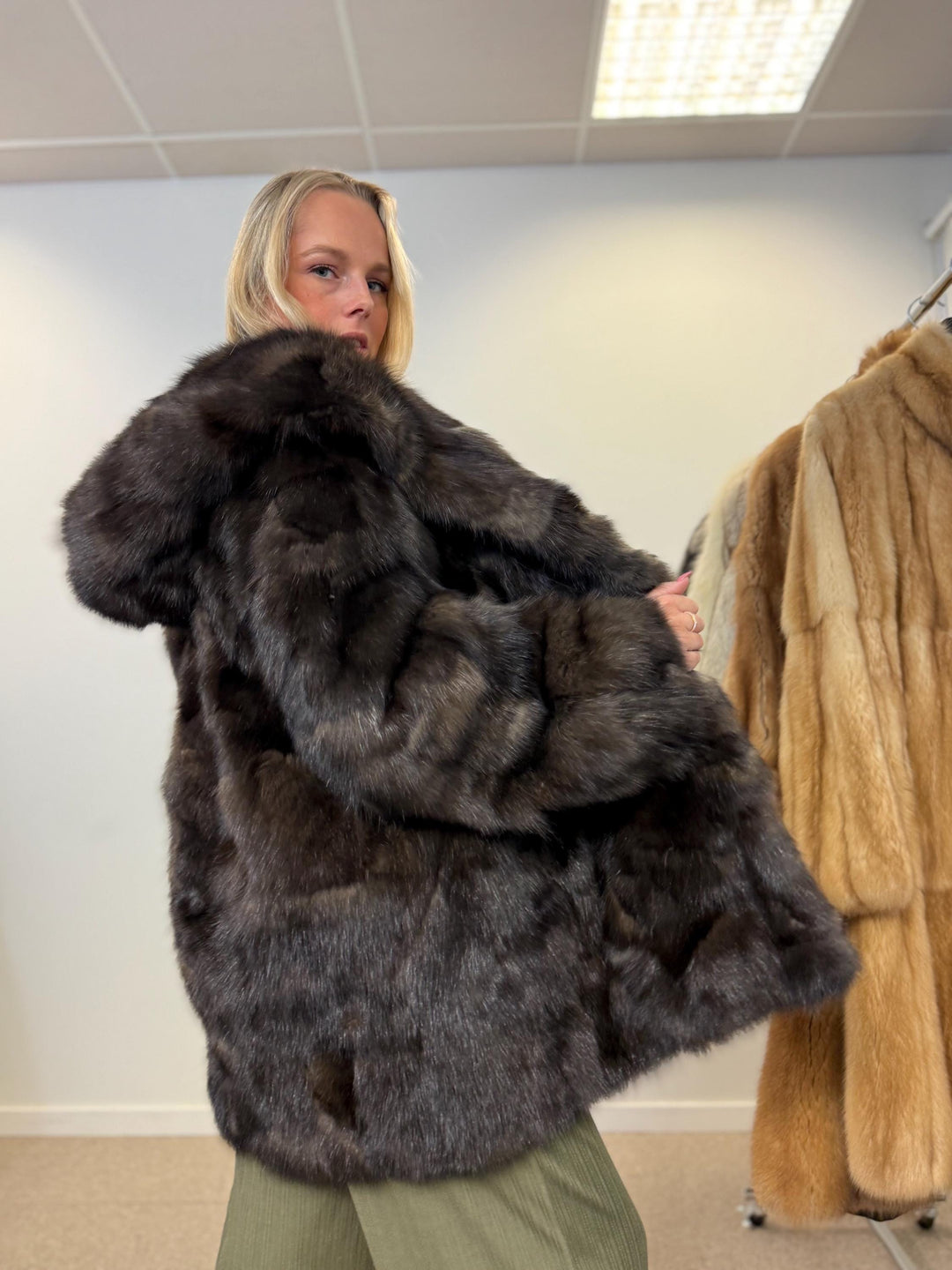 Barguzinsky sable fur coat, large size, new fur coat, sable fur, real fur, excellent, high quality, luxury, russian sable