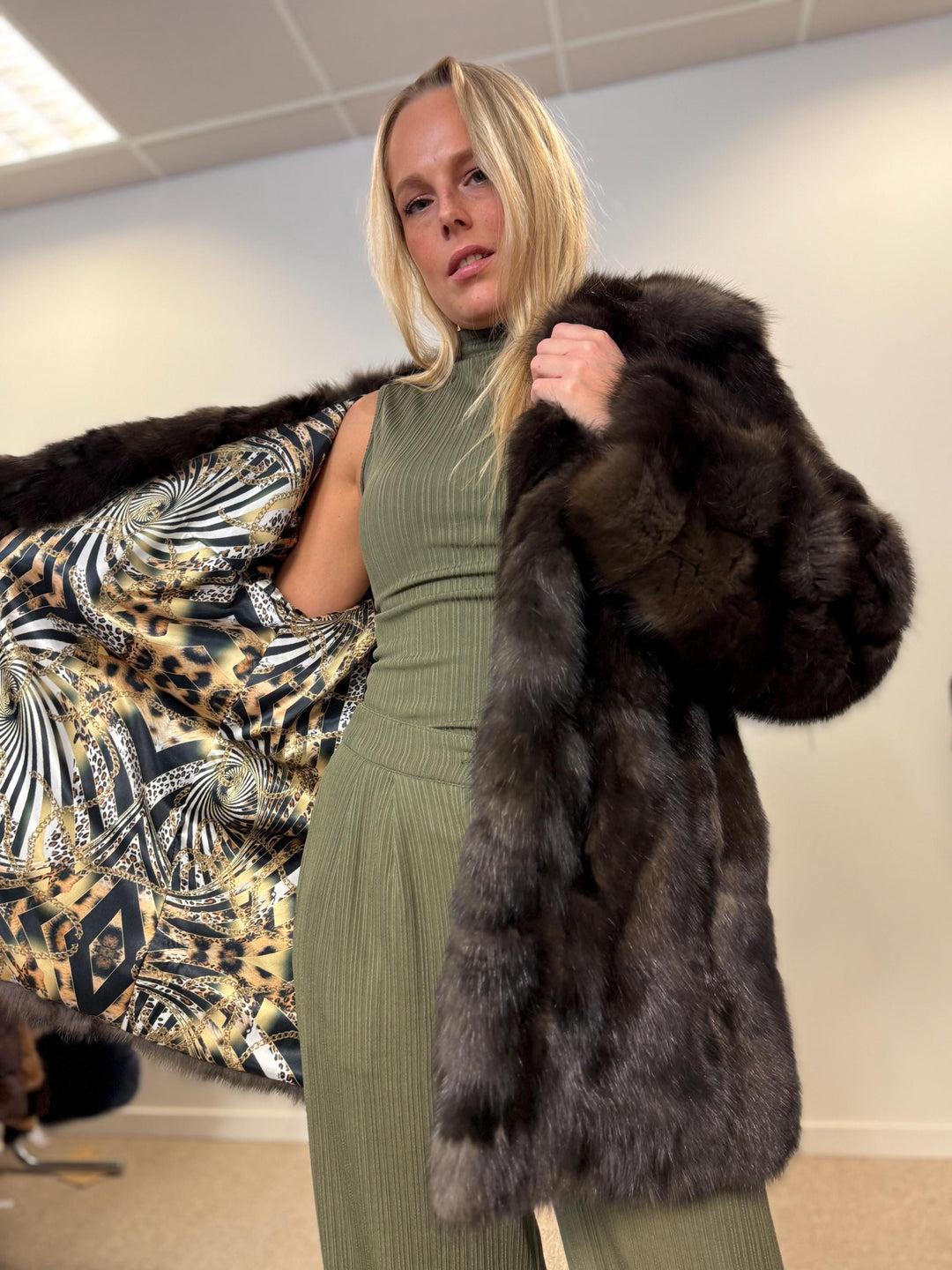 Barguzinsky sable fur coat, large size, new fur coat, sable fur, real fur, excellent, high quality, luxury, russian sable