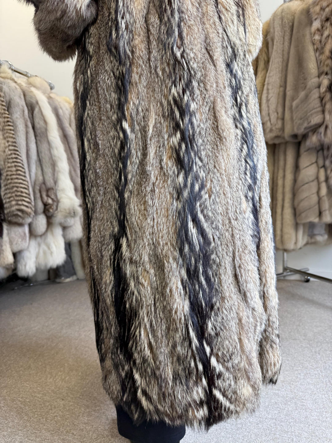 Coyote Fur Coat, M/L Size, Real Fur Coat, Fur Coat, Women's Fur Coat, Real Coyote Fur, Coyote Coat, Vintage Fur Coat, Women's Vintage Coat