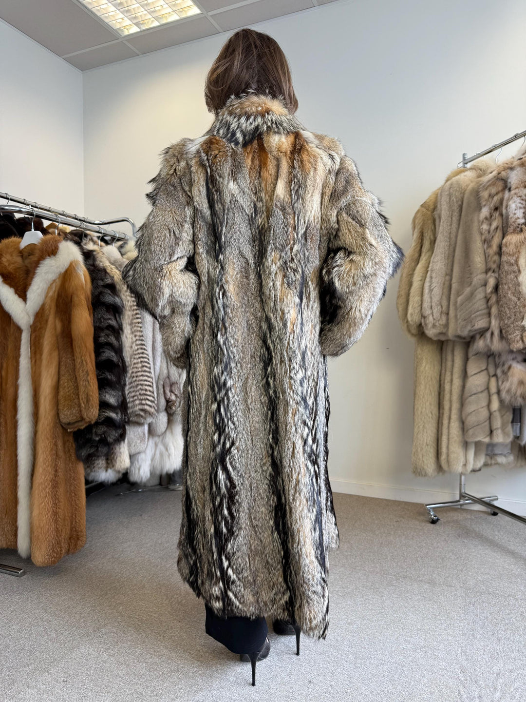 Coyote Fur Coat, M/L Size, Real Fur Coat, Fur Coat, Women's Fur Coat, Real Coyote Fur, Coyote Coat, Vintage Fur Coat, Women's Vintage Coat