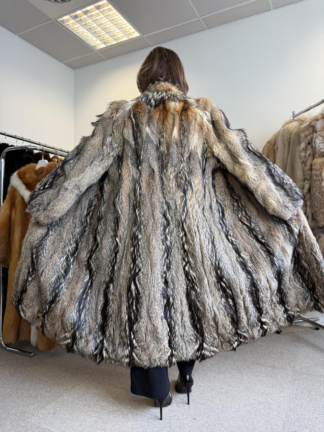 Coyote Fur Coat, M/L Size, Real Fur Coat, Fur Coat, Women's Fur Coat, Real Coyote Fur, Coyote Coat, Vintage Fur Coat, Women's Vintage Coat