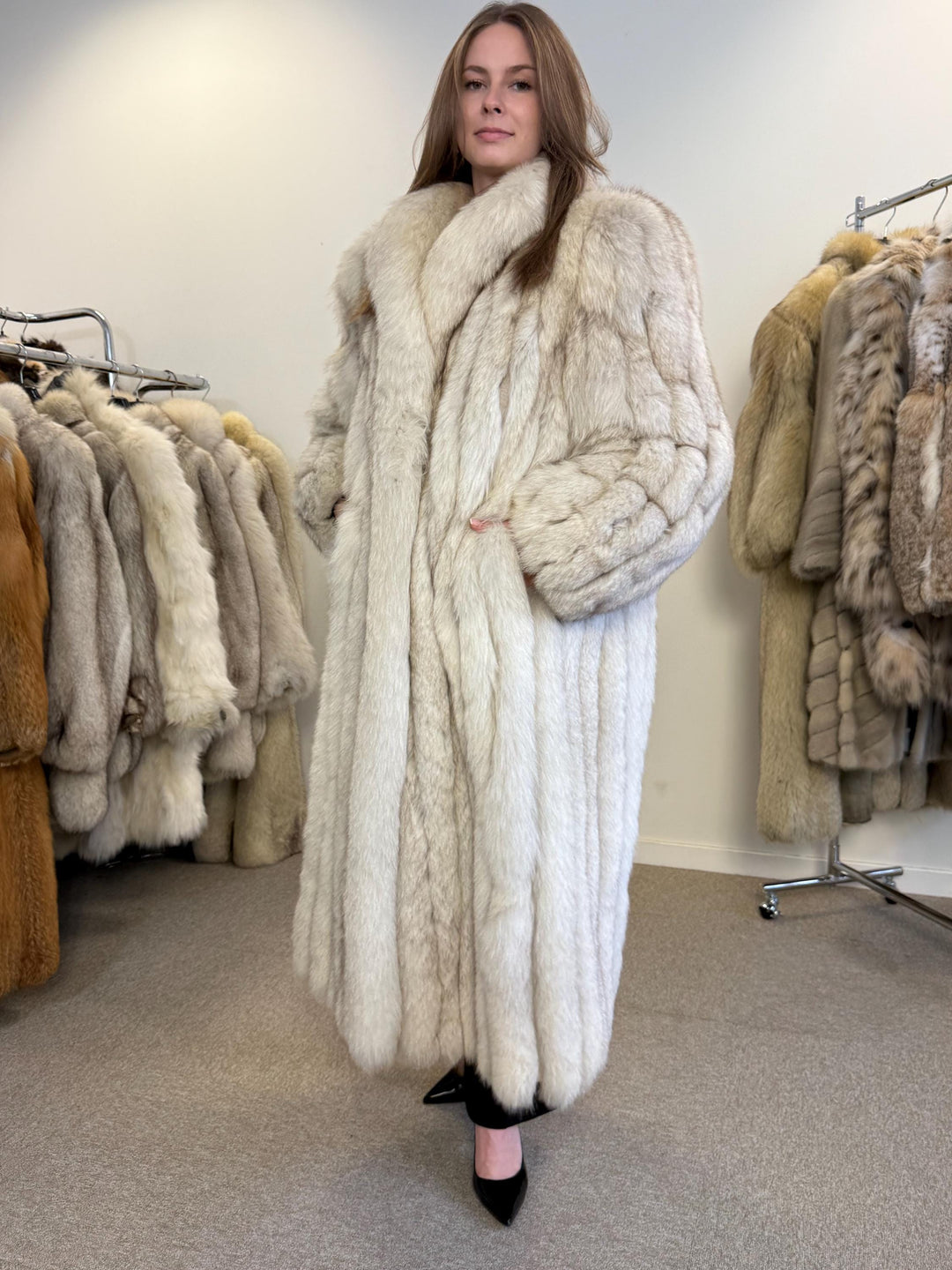 White Blue Fox Fur Coat, Saga Fox Fur Coat, Large Size, Long Fur Coat, Real Fox Fur Coat, White Fox Fur Coat, Vintage Fur Coat, Women's Coat