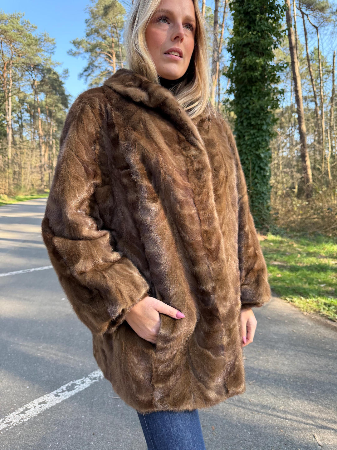 Large Pastel Mink Fur Jacket, Made of Mink Fur Pieces, Light Soft Mink Fur, Classic Vintage Style, Warm and Elegant, Luxurious Feel, Thick