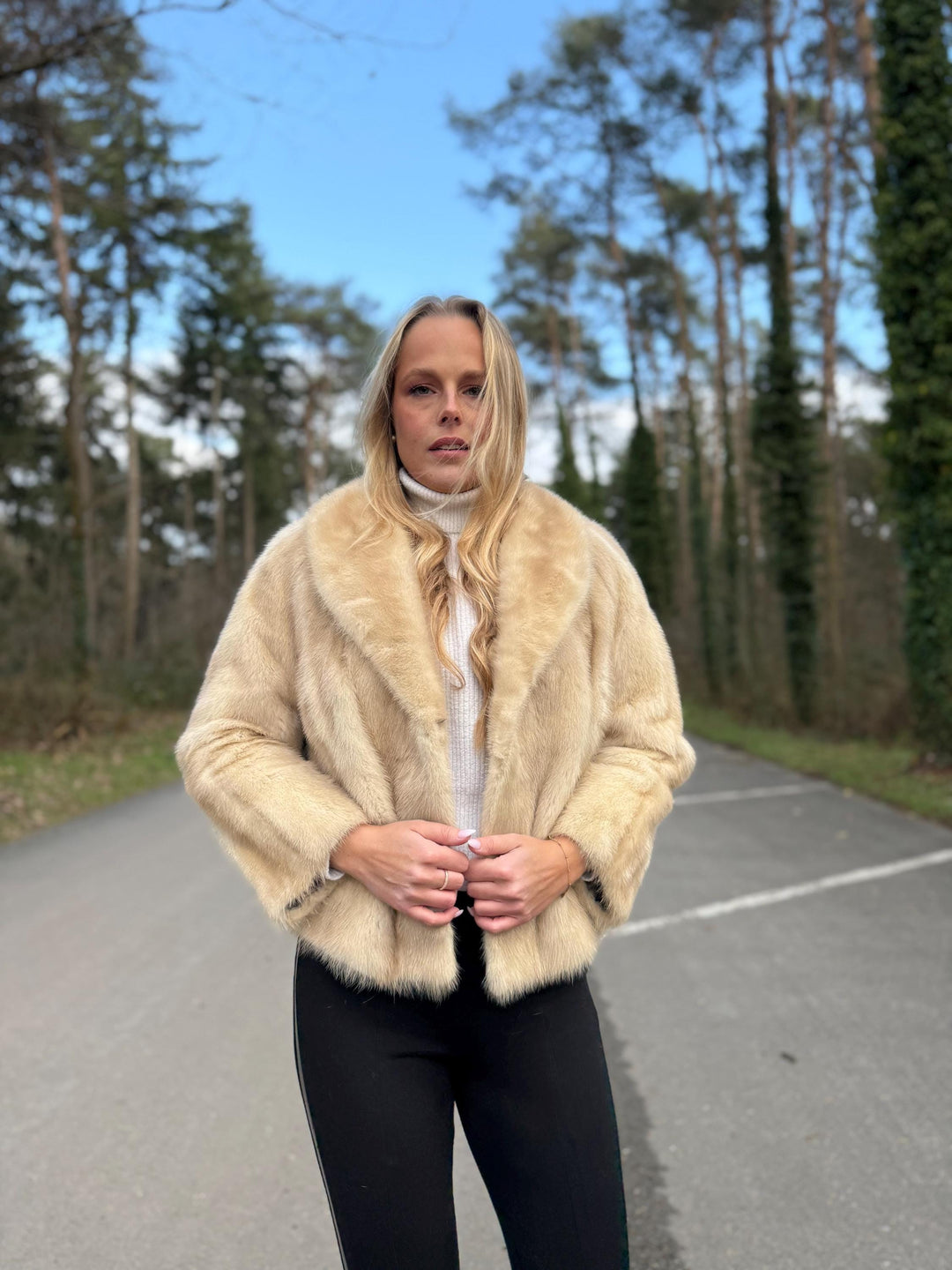 White Cream Mink Fur Jacket, Large Size, Mink Jacket, Vintage Style, Elegant Luxury Fur, Premium Quality Women's Fur Jacket, Real Cream Mink
