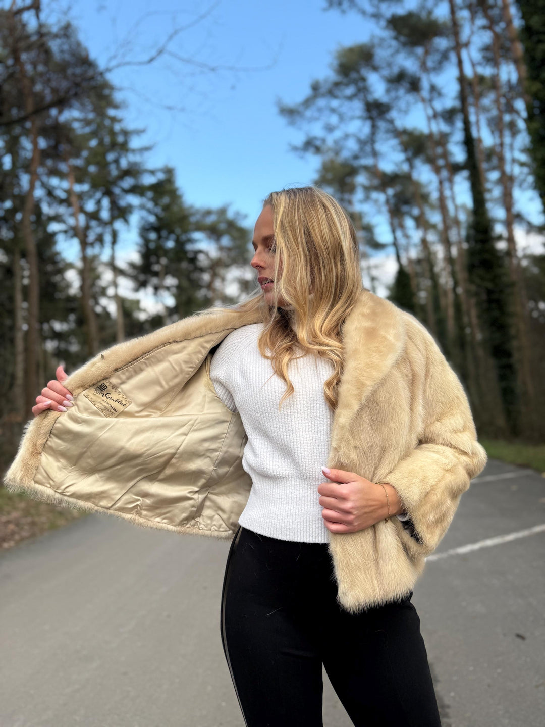 White Cream Mink Fur Jacket, Large Size, Mink Jacket, Vintage Style, Elegant Luxury Fur, Premium Quality Women's Fur Jacket, Real Cream Mink