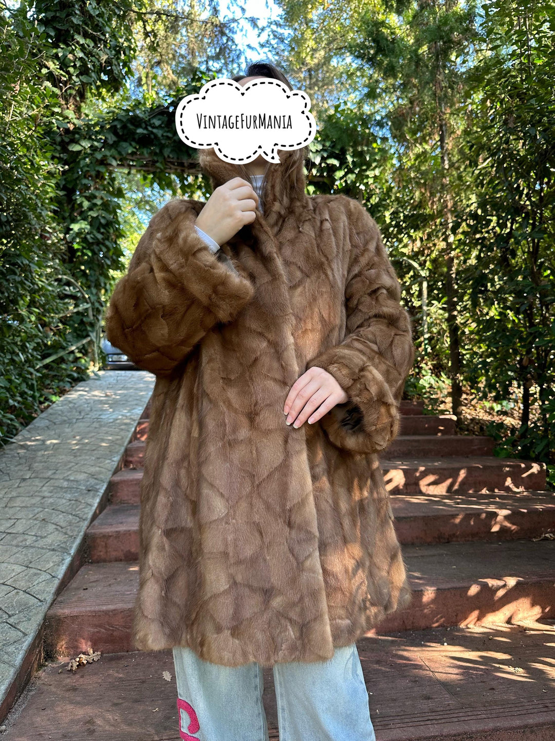 Pastel Brown Mink Swinger, XL/XXL Size, Luxurious and Eye-Catching Mink Fur Coat, Real Mink Fur, Elegant and Timeless Design, Pastel Mink