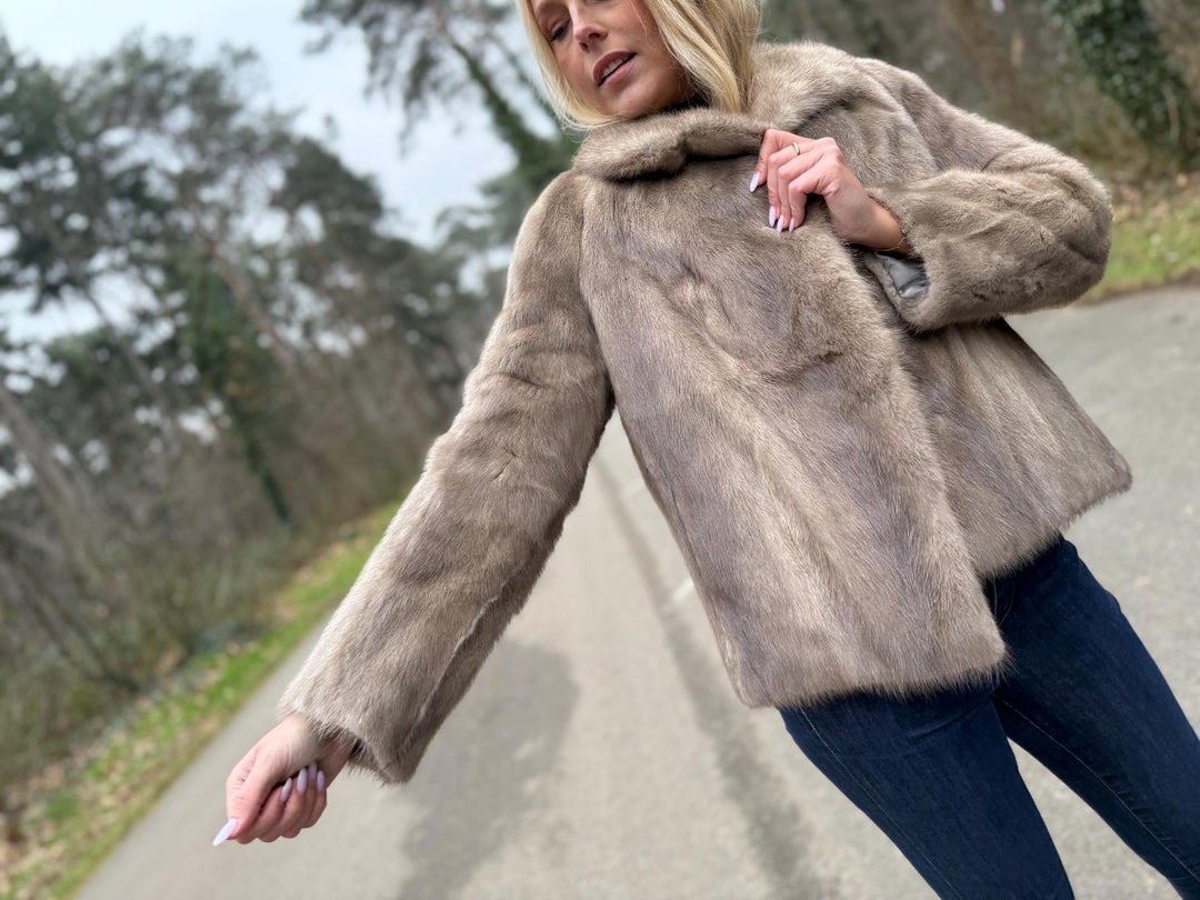 Grey SAGA Mink Short Fur Jacket, S/M Size, Soft and Luxurious Real Mink Fur, Elegant and Timeless Design, Pastel Mink, Real Mink Fur Jacket