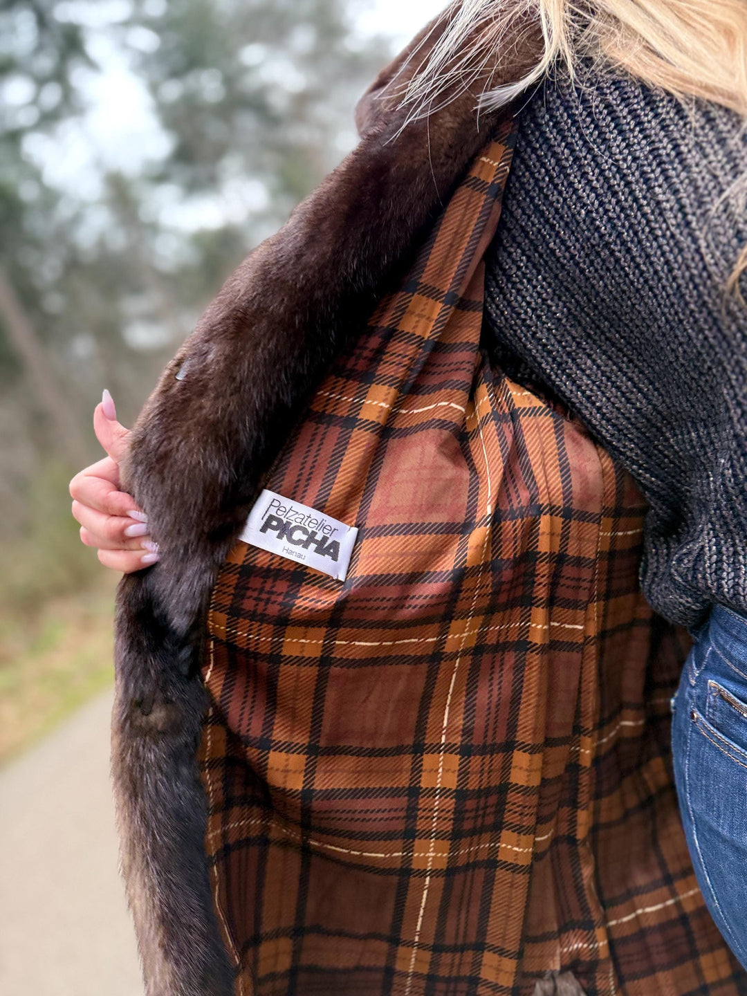 Mink Coat in Natural Brown Color, Large Size, Mid-Length Fur Coat, Real Mink Fur, Elegant Women's Outerwear, Thick and Soft Mink Fur Coat