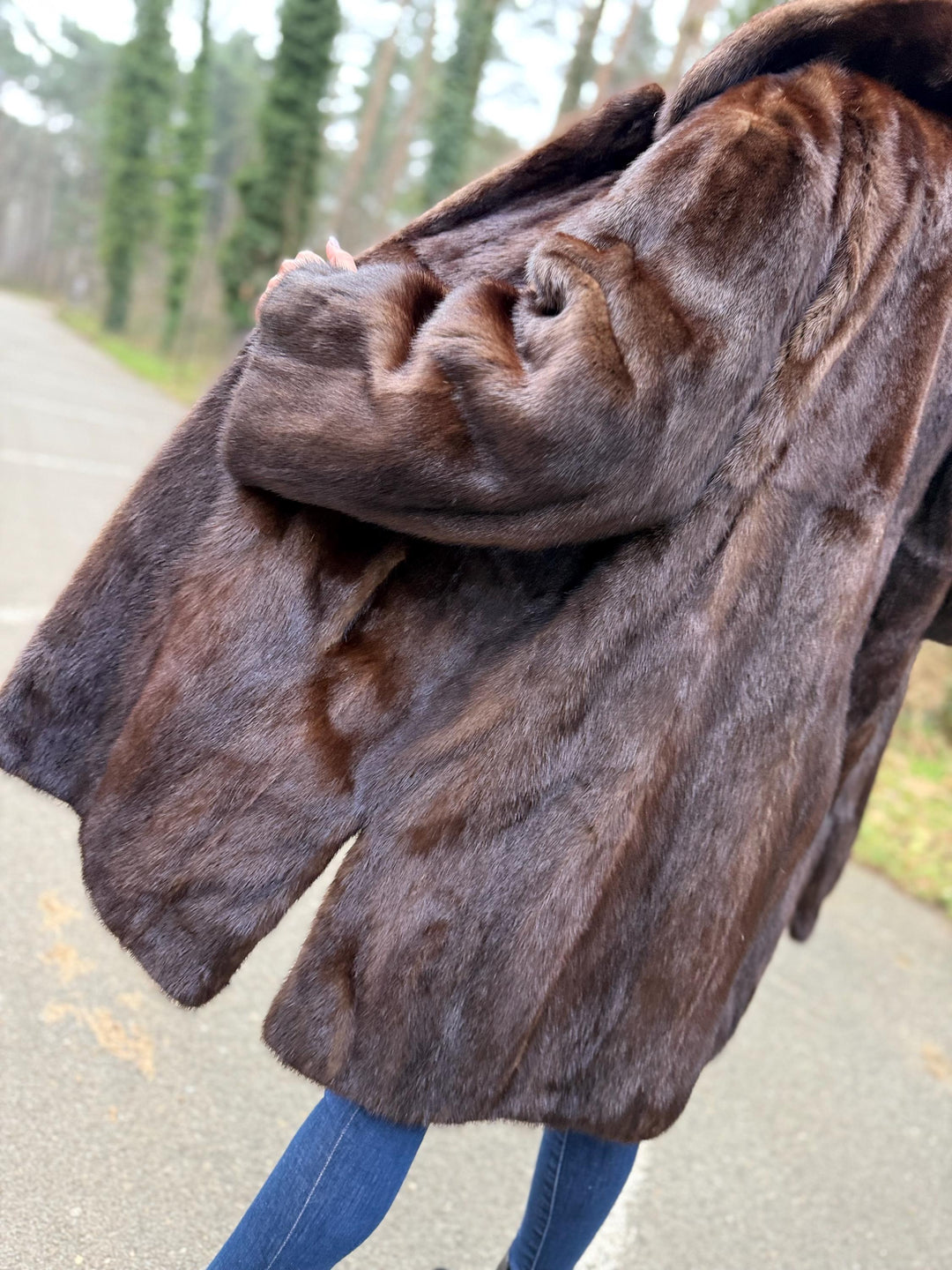 Mink Coat in Natural Brown Color, Large Size, Mid-Length Fur Coat, Real Mink Fur, Elegant Women's Outerwear, Thick and Soft Mink Fur Coat