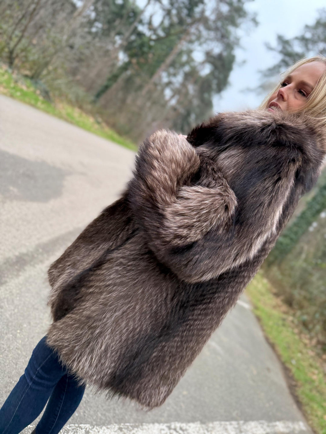 Raccoon Fur Coat, Large Size, Luxurious and Classic Style, Warm & Soft Fur Coat, Perfect for Winter Season, Real Raccoon Fur, Vintage Coat