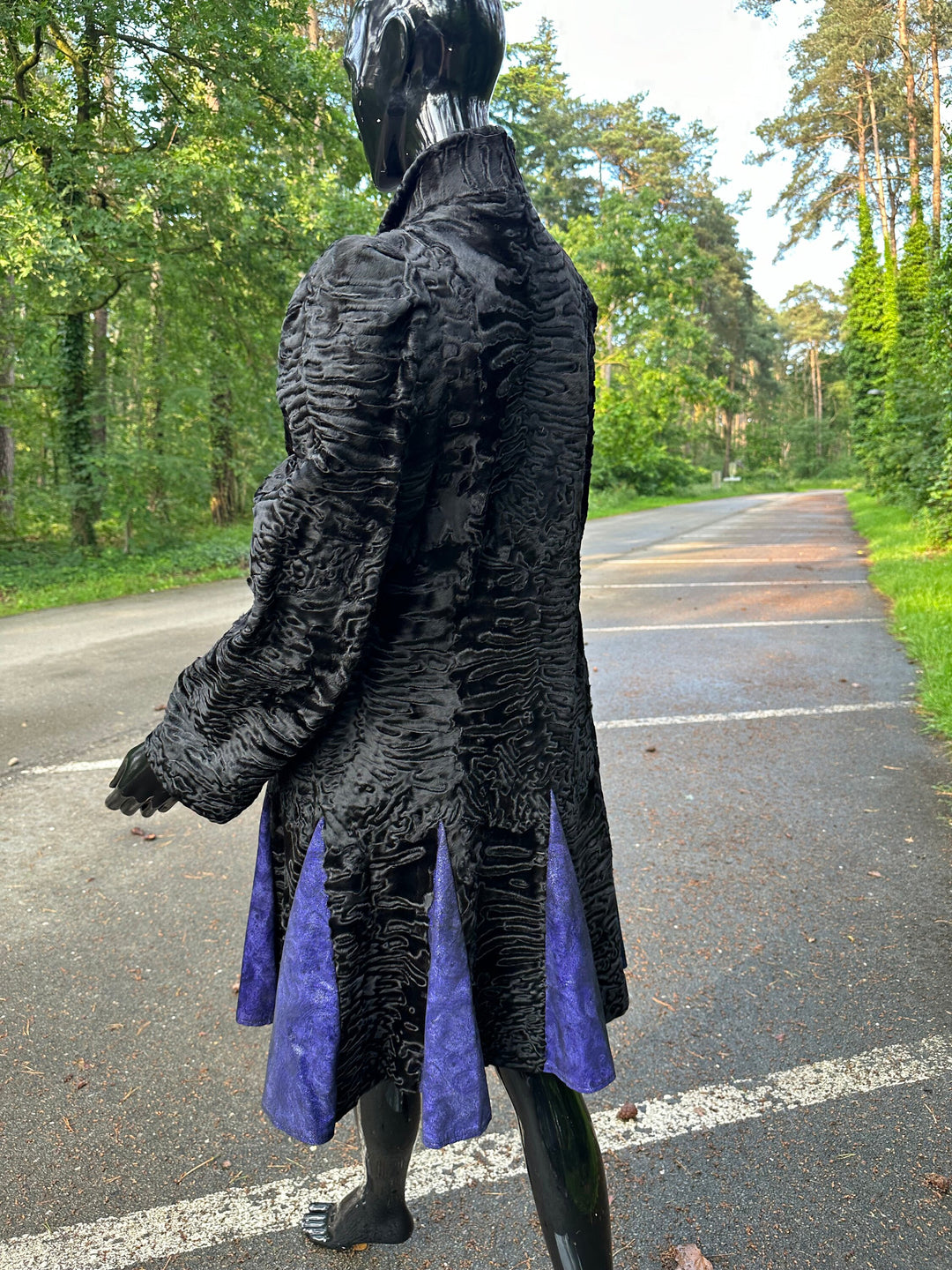 Swakara Astrakhan Fur Coat, Medium fur coat, swakara coat, fur coat, real fur coat, vintage fur coat, fur coats women, black fur coat, rare