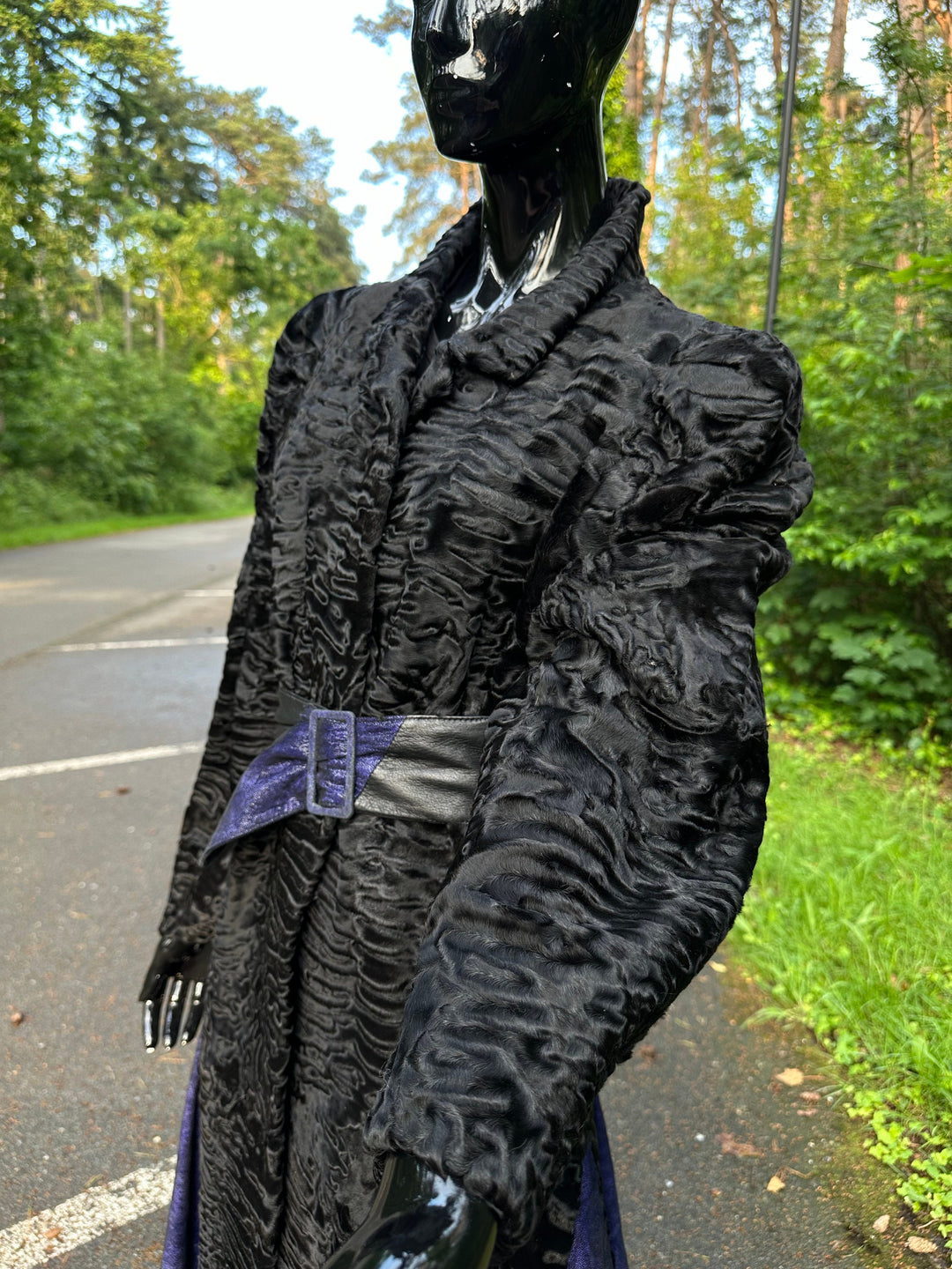 Swakara Astrakhan Fur Coat, Medium fur coat, swakara coat, fur coat, real fur coat, vintage fur coat, fur coats women, black fur coat, rare
