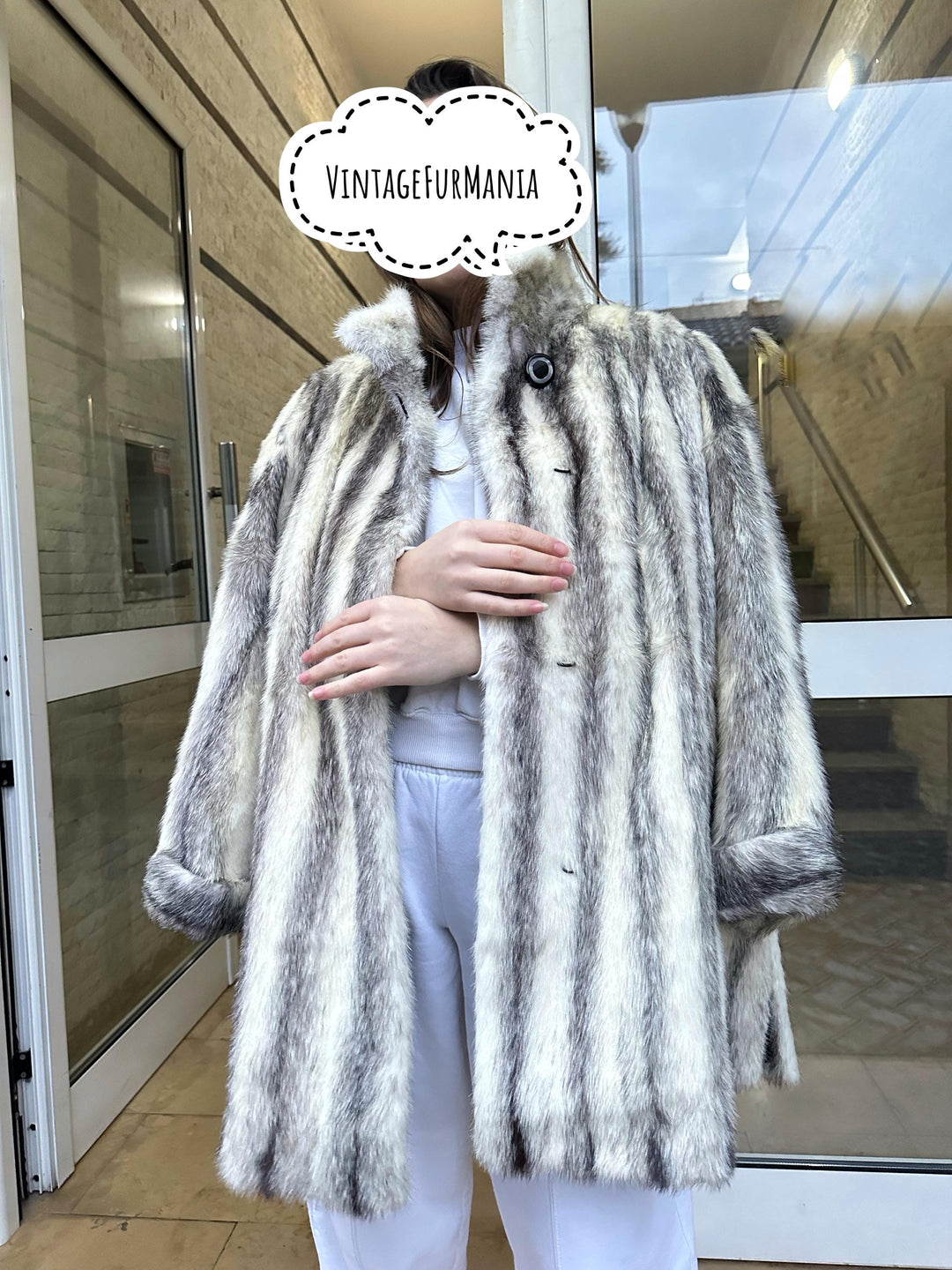 Cross Mink Fur Jacket, L/XL Size, Swinger Style, Real Mink Fur in White and Grey Design, Luxurious & Elegant, Vintage Fur Jacket, Real Mink