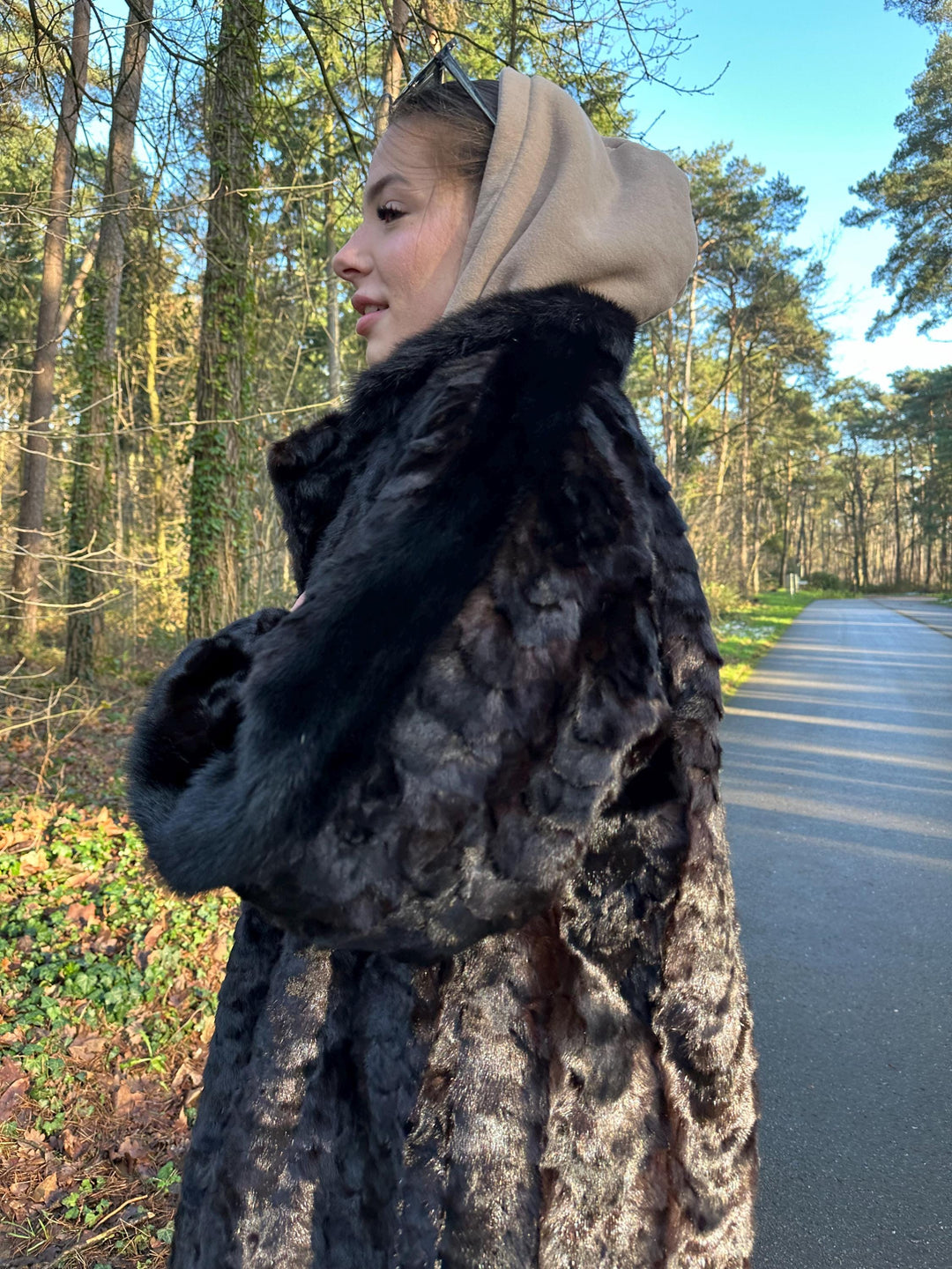 Dark Brown Mink Fur Coat with Full Black Mink Pelt Over Arms, XL Size, Long and Luxurious Fur Coat, Vintage Style, Elegant Women's Outerwear