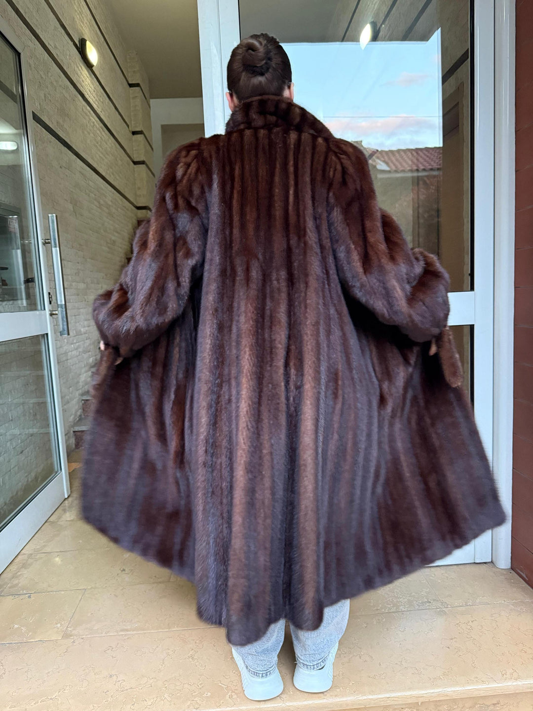 Long Mink Fur Coat, Medium Size, Brown Mink Fur Coat, Real Mink Fur, Vintage Fur Coat, Women's Fur Coat, Mink Fur Coat, Full-Length Fur Coat