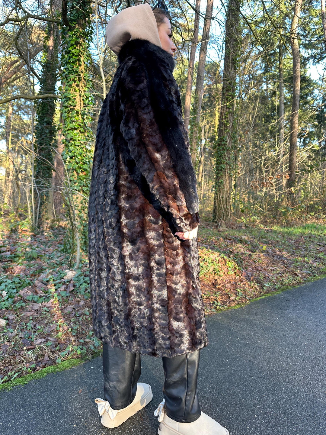 Dark Brown Mink Fur Coat with Full Black Mink Pelt Over Arms, XL Size, Long and Luxurious Fur Coat, Vintage Style, Elegant Women's Outerwear