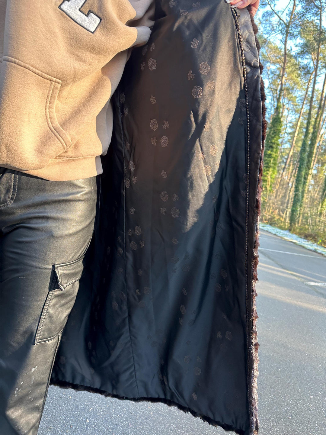 Dark Brown Mink Fur Coat Made in Pieces, XL Size, Full-Length Design, Real Mink Fur, Luxury Vintage Style, Soft and High-Quality Fur, Mink