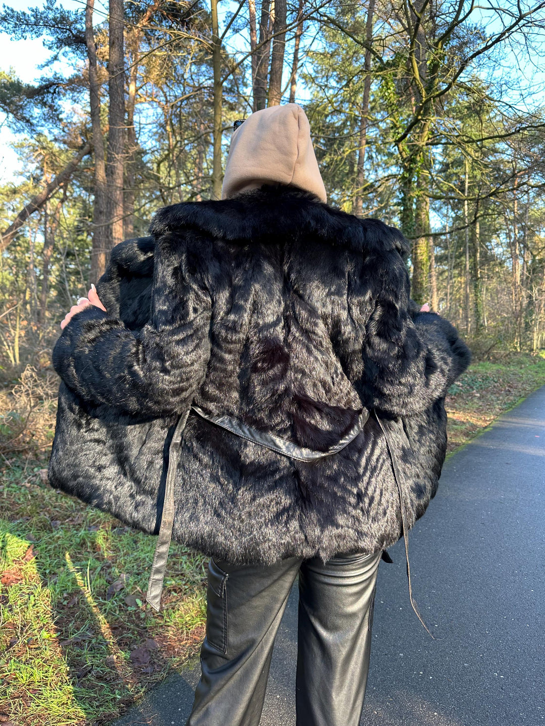 Black Rabbit Fur Coat, Medium Size, Vintage Style, Real Rabbit Fur, Shiny Black Fur, Elegant and Warm Women's Outerwear, Rabbit Fur Coa