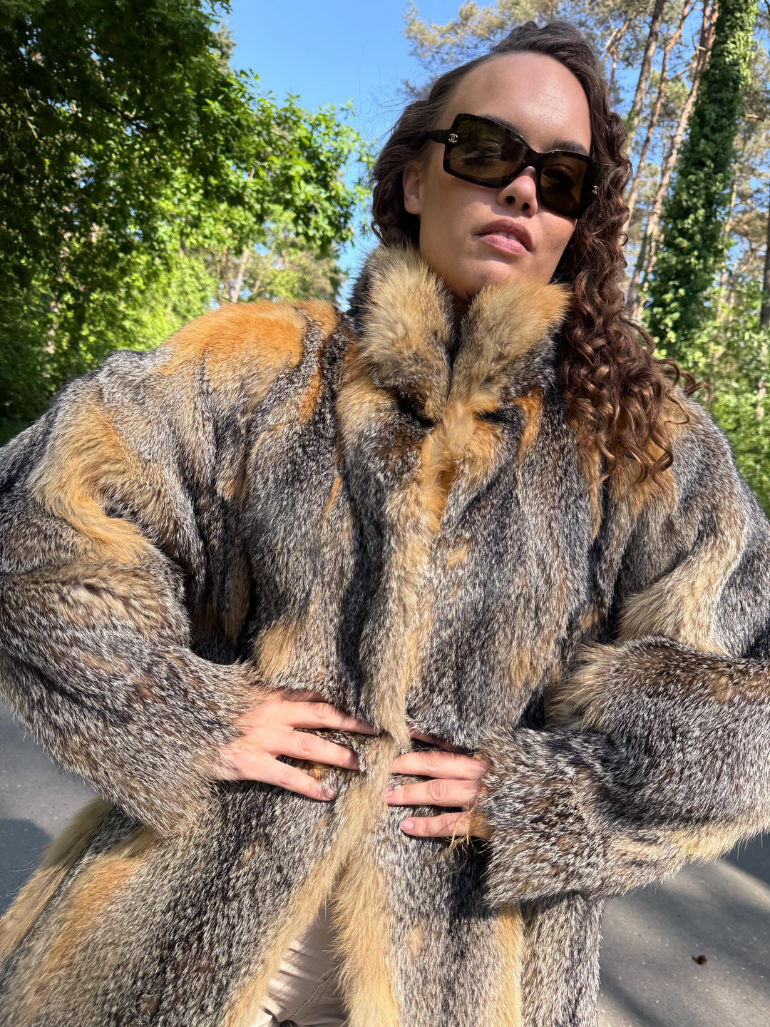 Gray Cross Fox Fur Coat, Medium Size, Real Fur Coat, Fox Fur Coat, Fox Fur Jacket, Cross Fox Jacket, Fox Jacket, Fox Fur, Real Vintage Fur