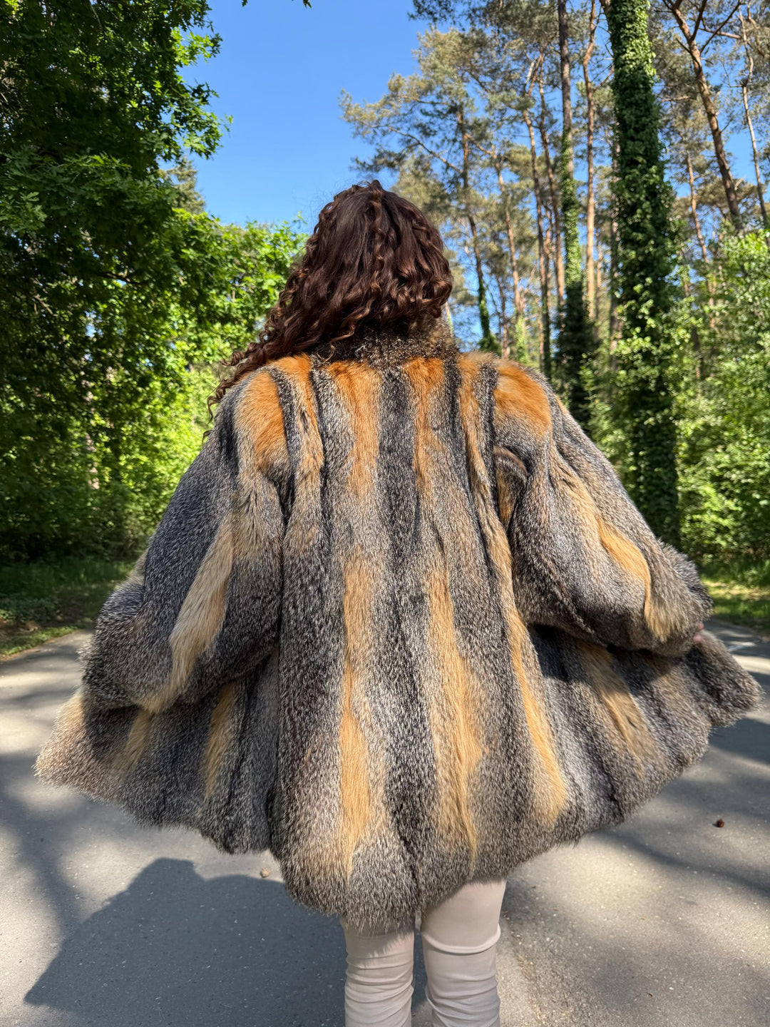 Gray Cross Fox Fur Coat, Medium Size, Real Fur Coat, Fox Fur Coat, Fox Fur Jacket, Cross Fox Jacket, Fox Jacket, Fox Fur, Real Vintage Fur