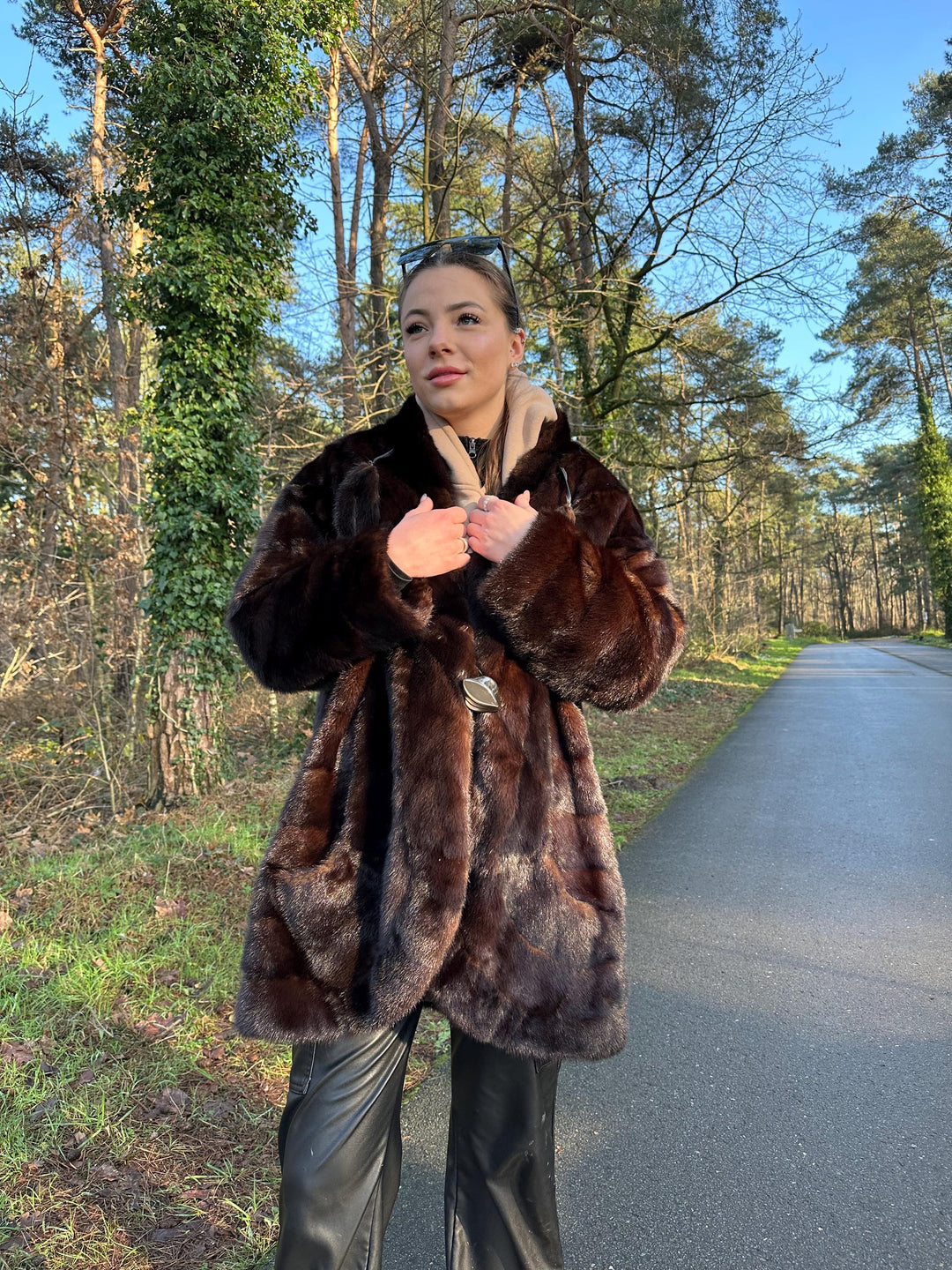 Brown Mink Fur Coat, XL Size, Warm and Soft Natural Brown Fur, Heavy & Luxurious Coat, Women's Outerwear, Real Fur coat, Vintage Fur Coat